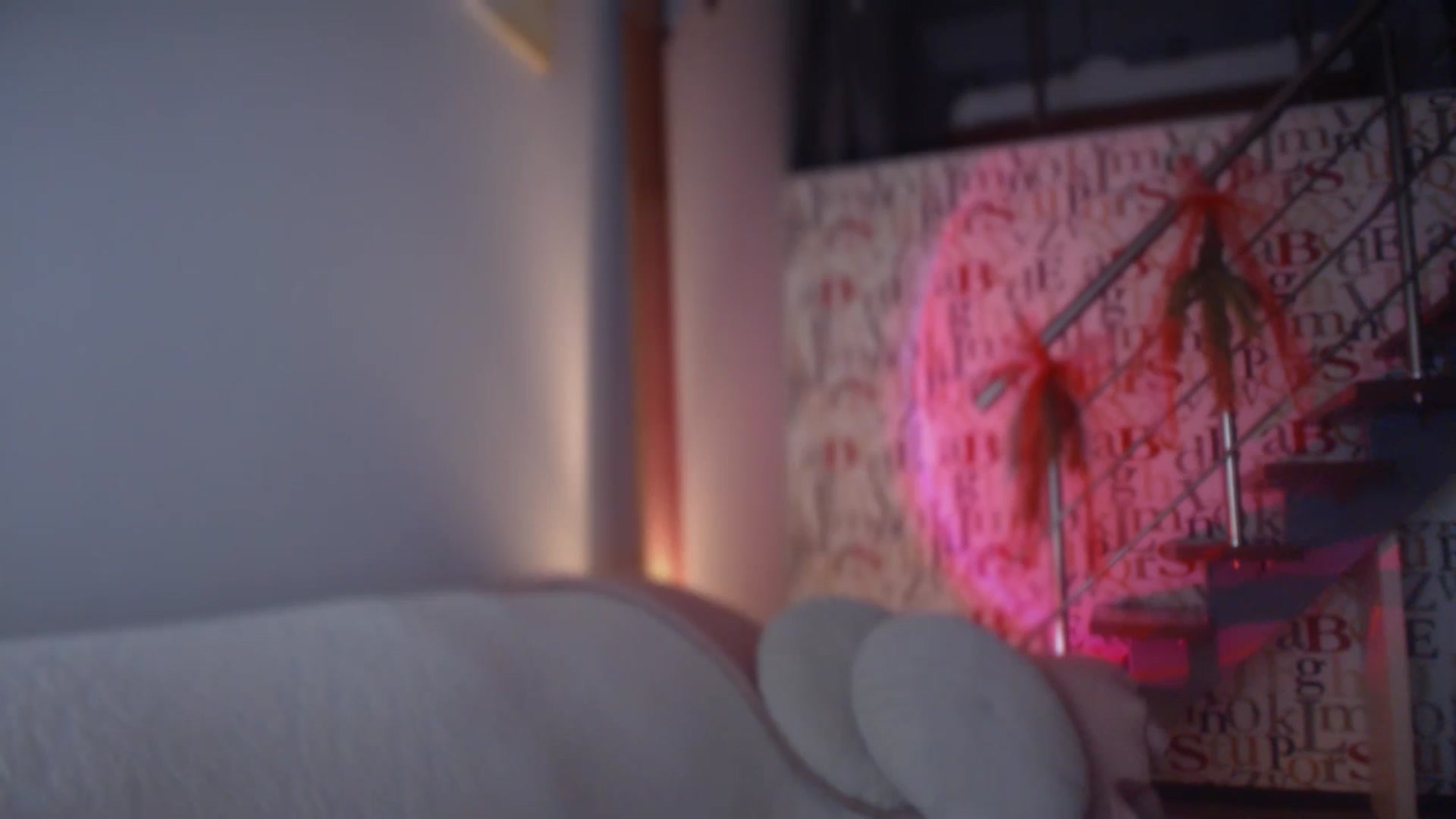 Gallery image thumbnail from Unhappy_one's myfreecams stream on, 12/20/2024, 16:51 image 19 of 20