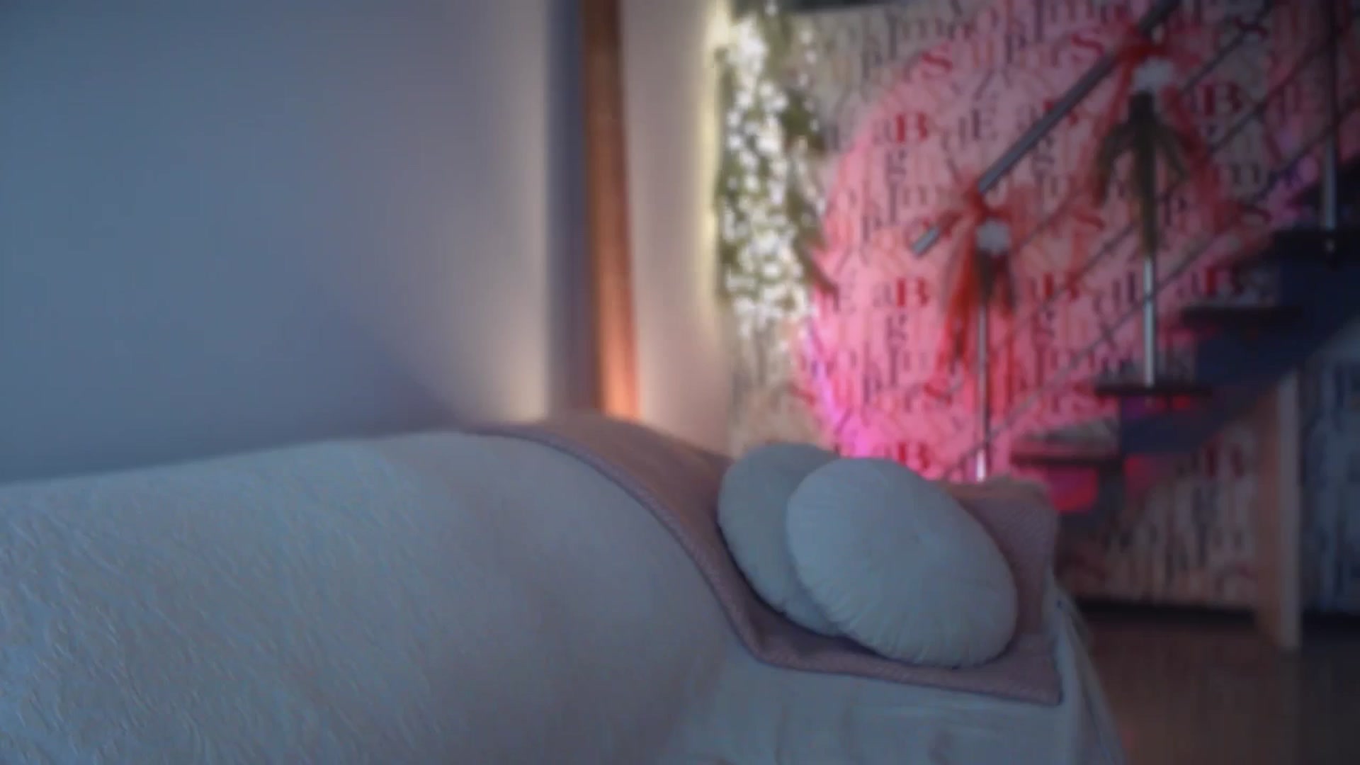 Gallery image thumbnail from Unhappy_one's myfreecams stream on, 12/28/2024, 17:03 image 17 of 20