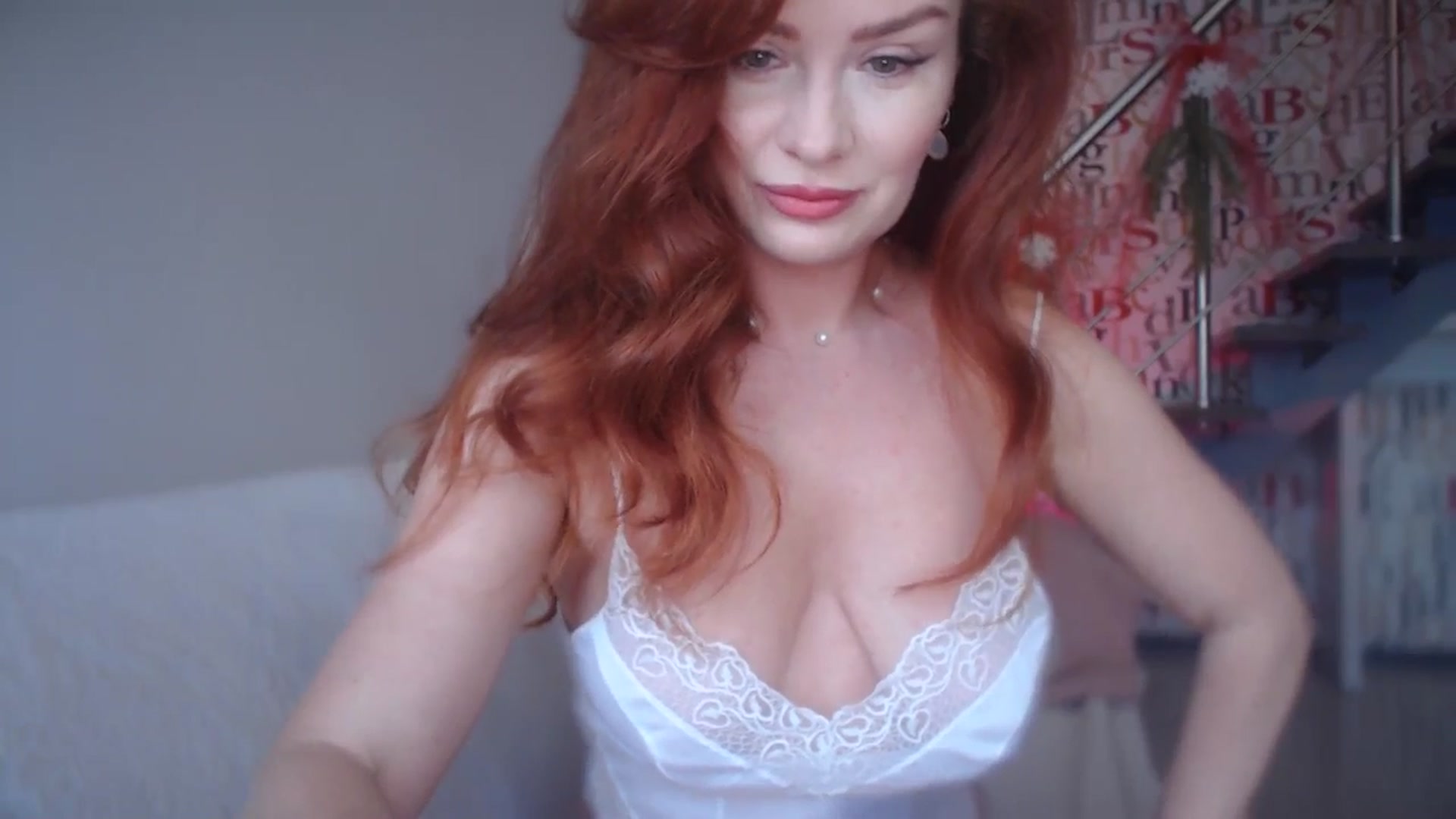Gallery image thumbnail from Unhappy_one's myfreecams stream on, 12/31/2024, 14:42 image 9 of 20