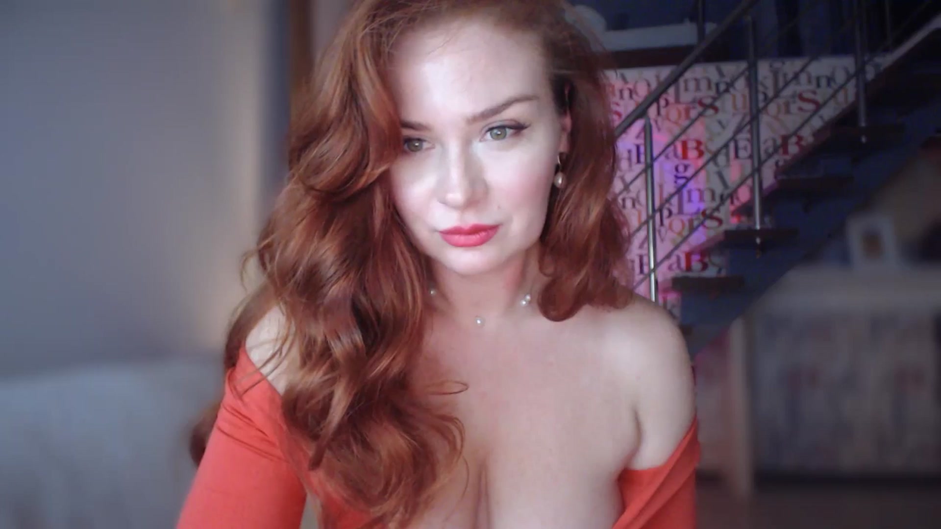 Gallery image thumbnail from Unhappy_one's myfreecams stream on, 01/17/2025, 18:02 image 17 of 20