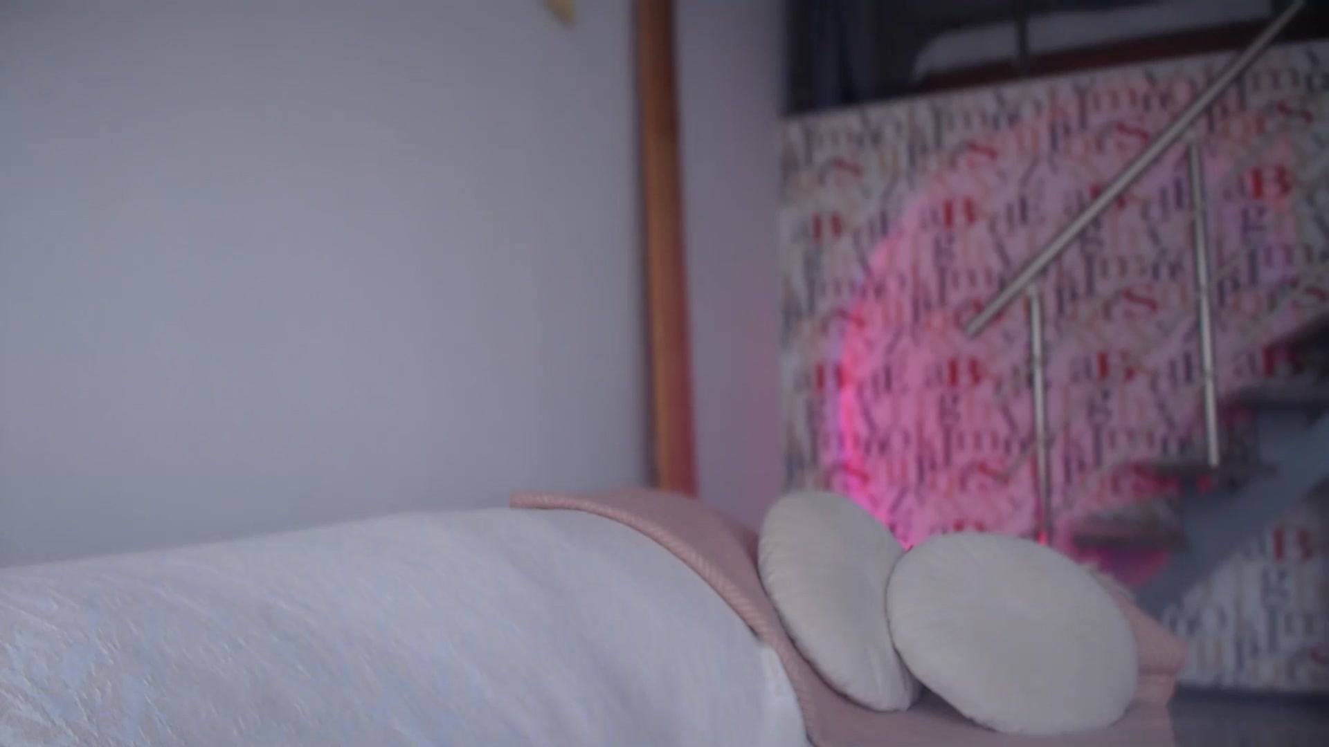 Gallery image thumbnail from Unhappy_one's myfreecams stream on, 01/18/2025, 12:59 image 17 of 20