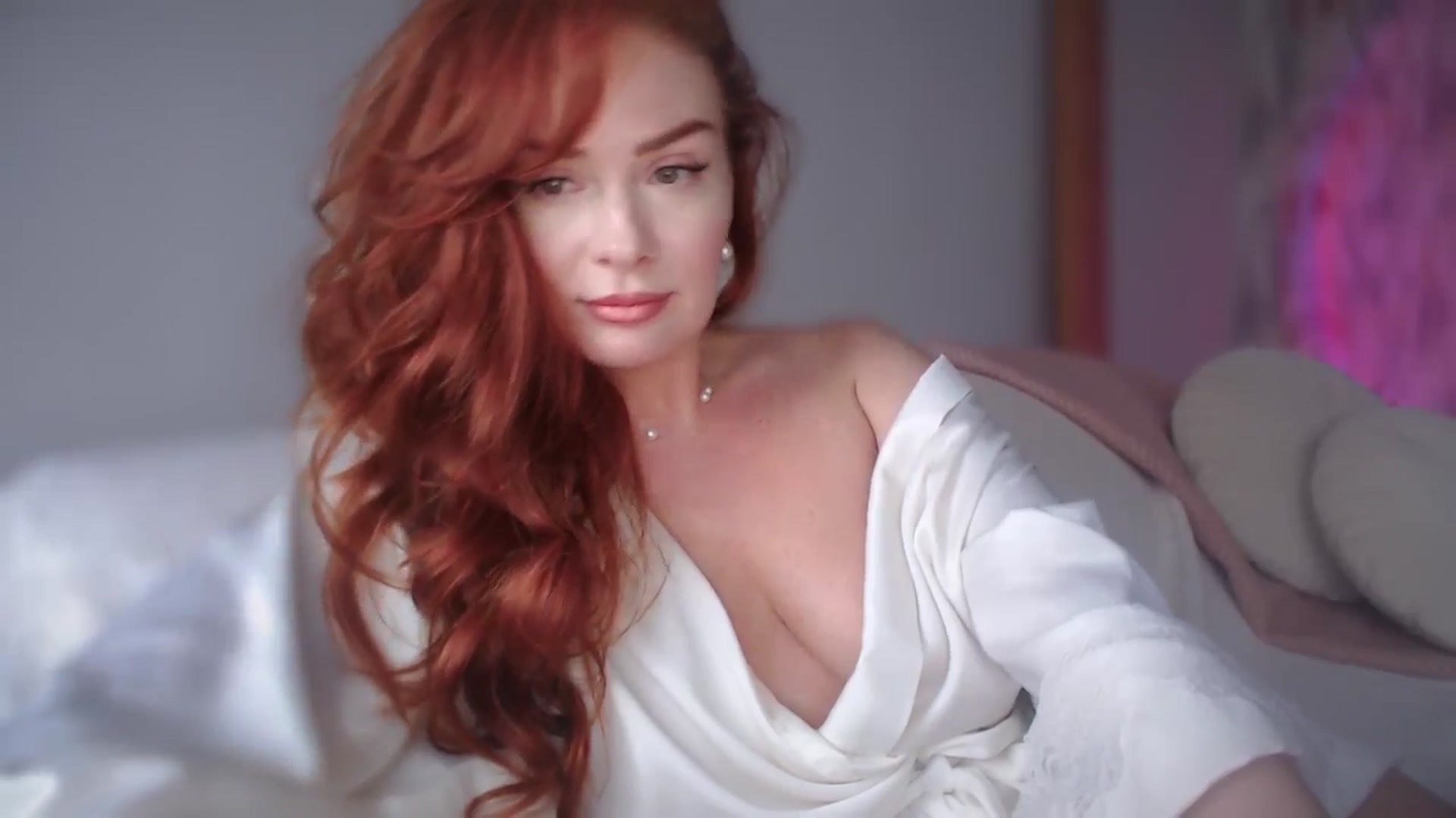 Gallery image thumbnail from Unhappy_one's myfreecams stream on, 01/19/2025, 14:03 image 16 of 20