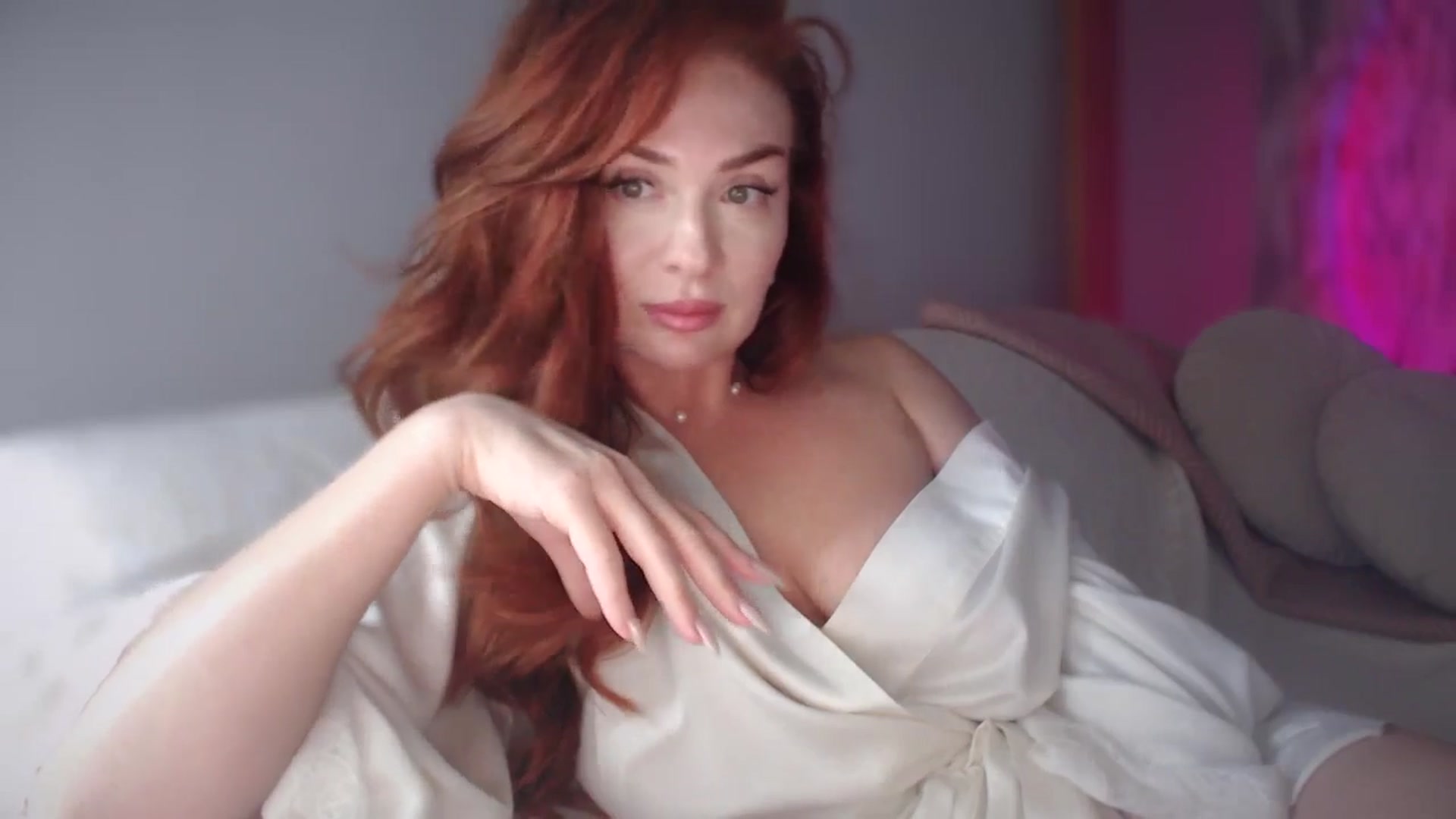 Gallery image thumbnail from Unhappy_one's myfreecams stream on, 01/19/2025, 16:59 image 17 of 20