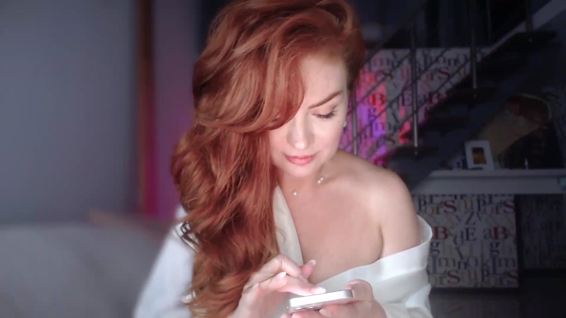 Gallery image thumbnail from Unhappy_one's myfreecams stream on, 01/19/2025, 16:59 image 12 of 20