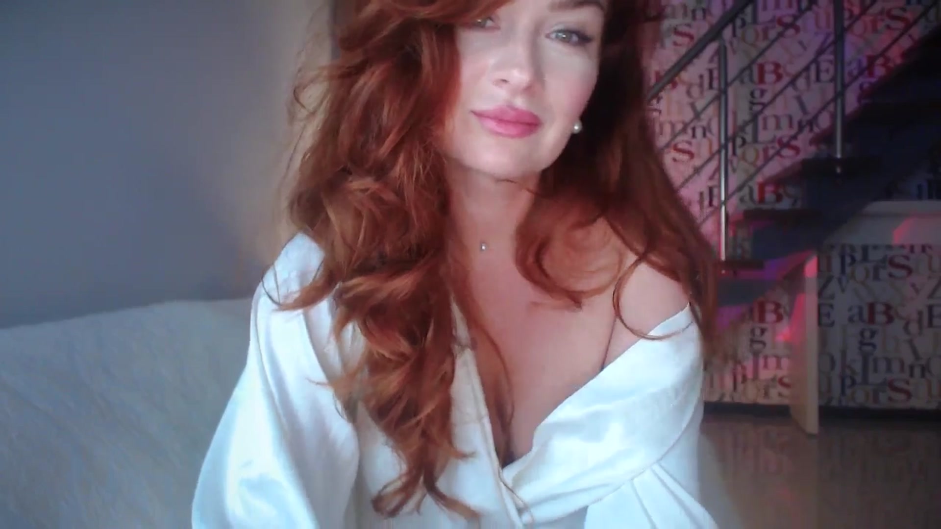 Gallery image thumbnail from Unhappy_one's myfreecams stream on, 01/30/2025, 17:26 image 7 of 20