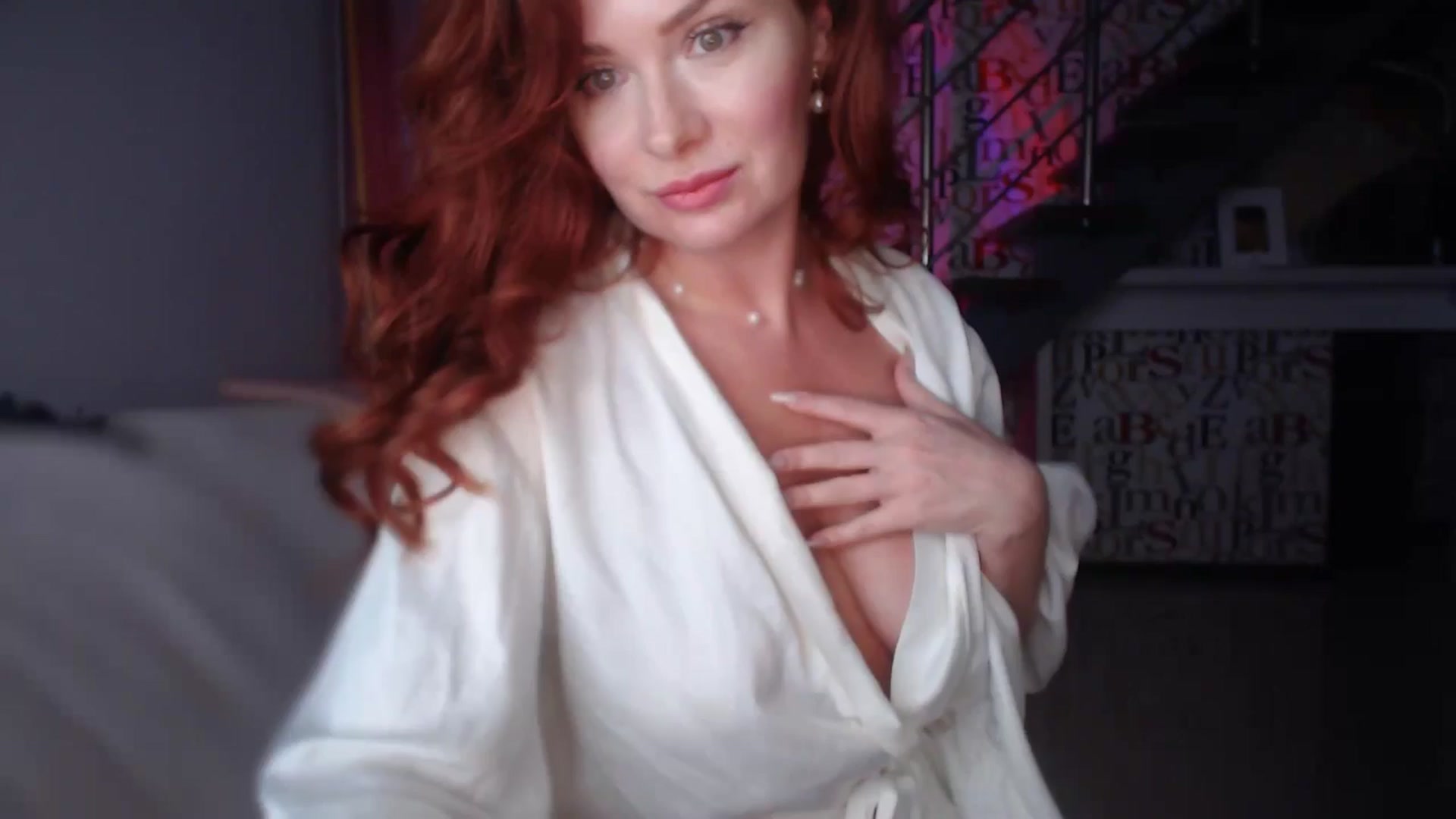 Gallery image thumbnail from Unhappy_one's myfreecams stream on, 02/02/2025, 17:49 image 9 of 20