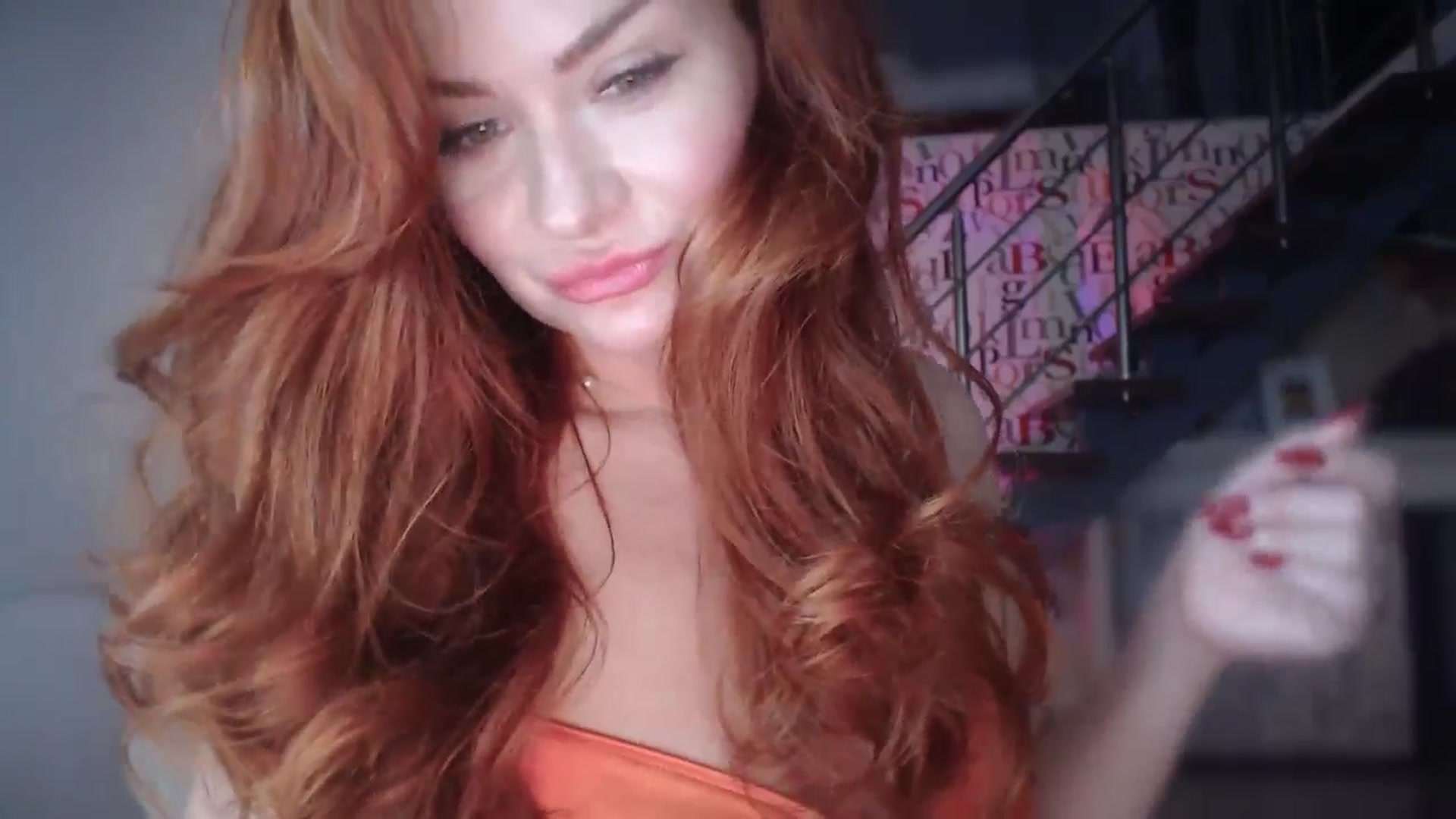 Gallery image thumbnail from Unhappy_one's myfreecams stream on, 02/18/2025, 16:12 image 20 of 20