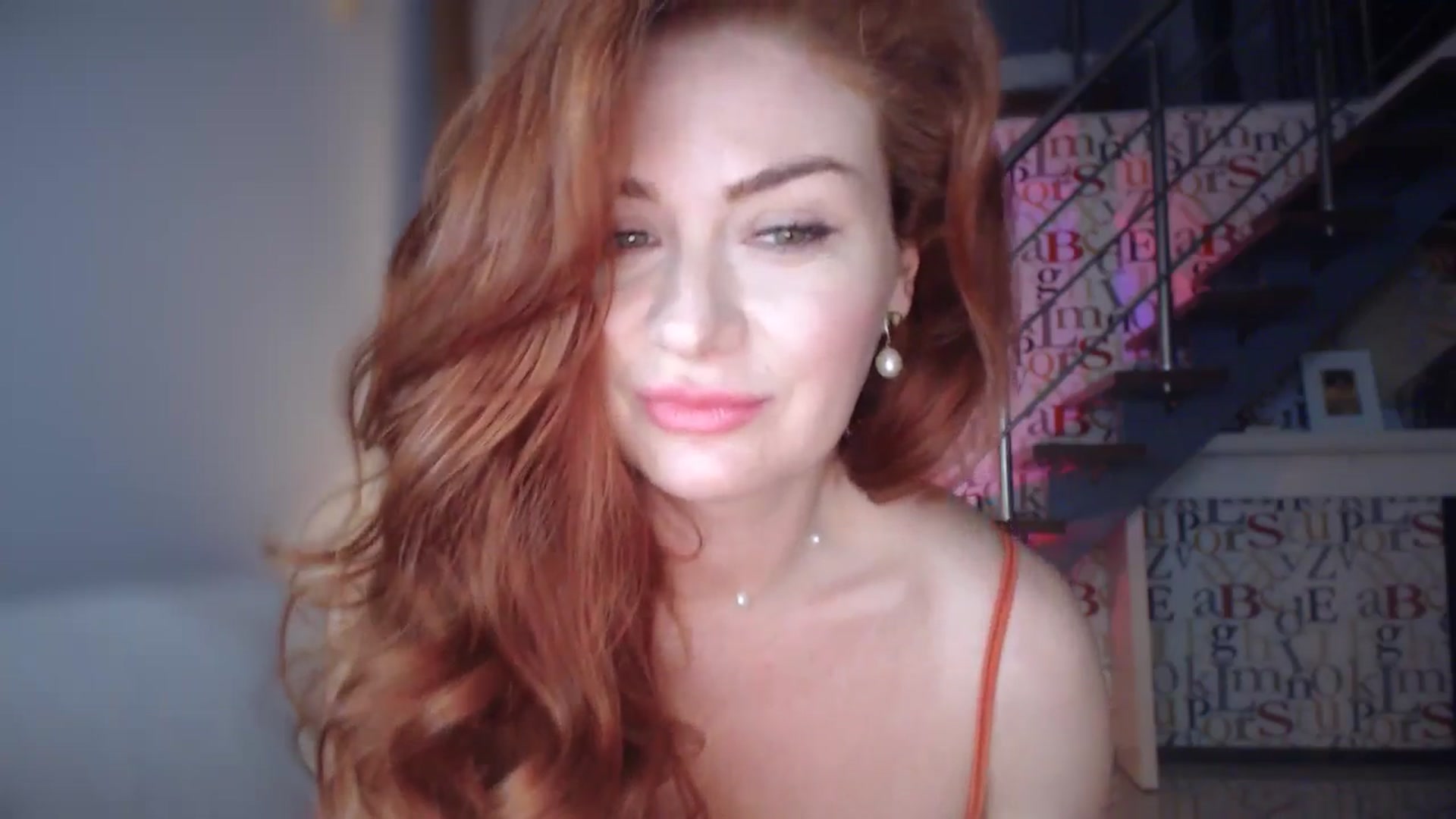 Gallery image thumbnail from Unhappy_one's myfreecams stream on, 02/18/2025, 17:04 image 10 of 20