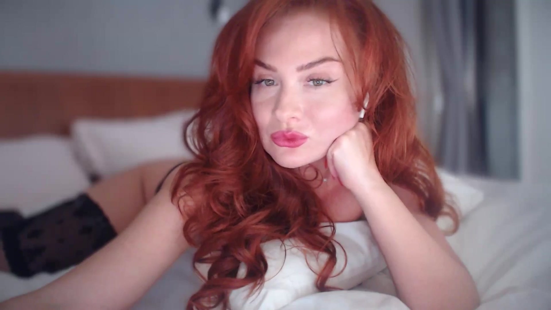 Gallery image thumbnail from Unhappy_one's myfreecams stream on, 02/25/2025, 14:50 image 5 of 20