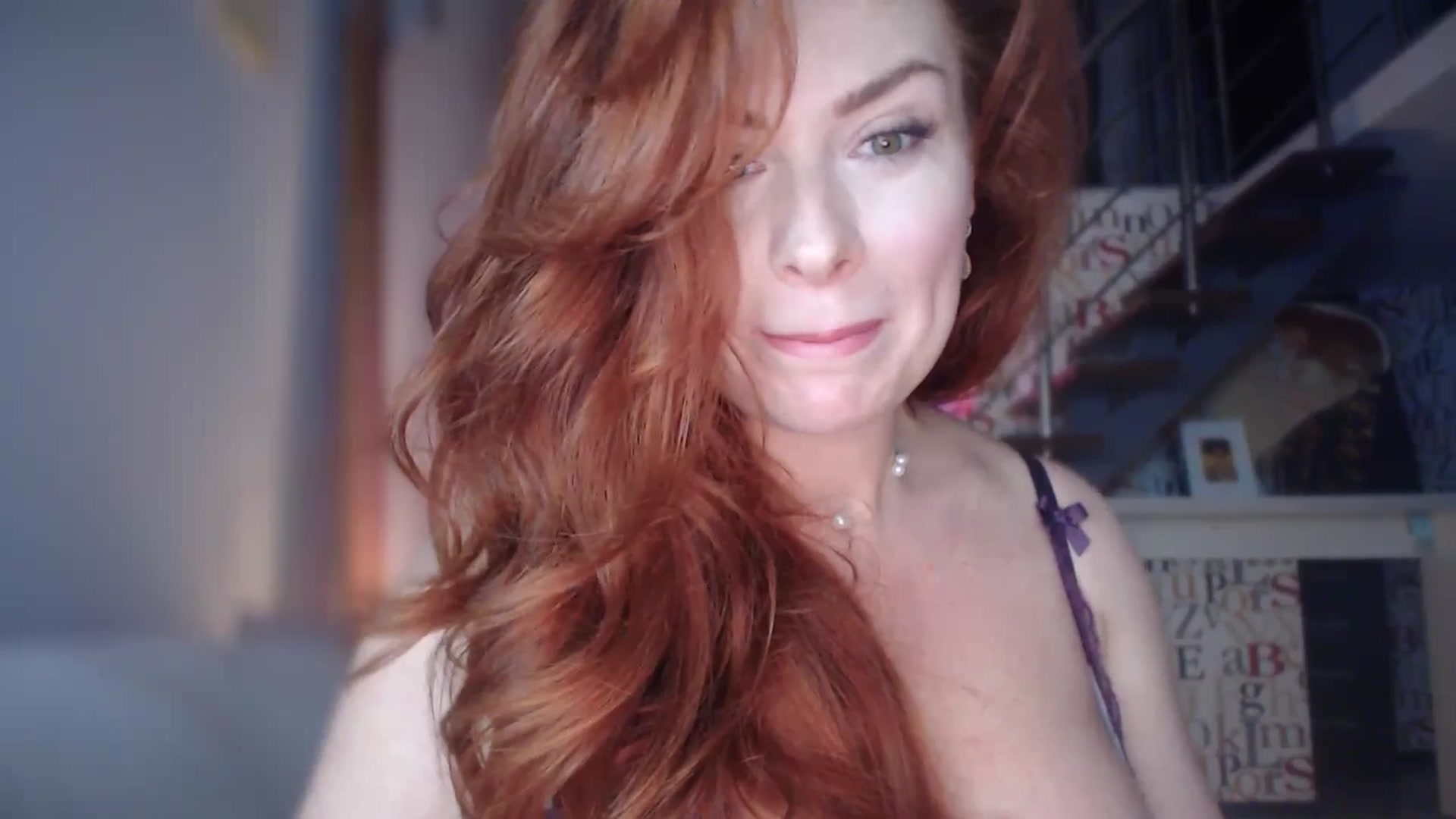 Gallery image thumbnail from Unhappy_one's myfreecams stream on, 03/01/2025, 15:49 image 9 of 20