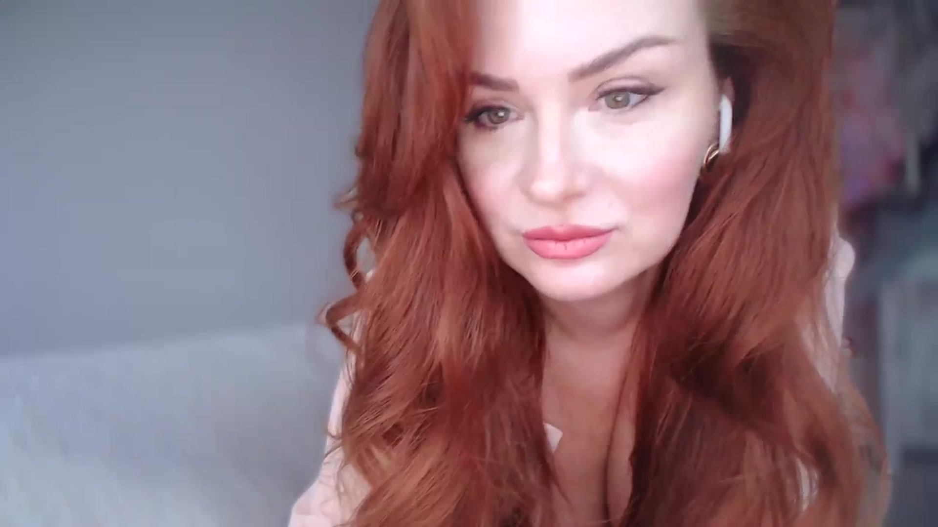 Gallery image thumbnail from Unhappy_one's myfreecams stream on, 03/10/2025, 16:39 image 5 of 20