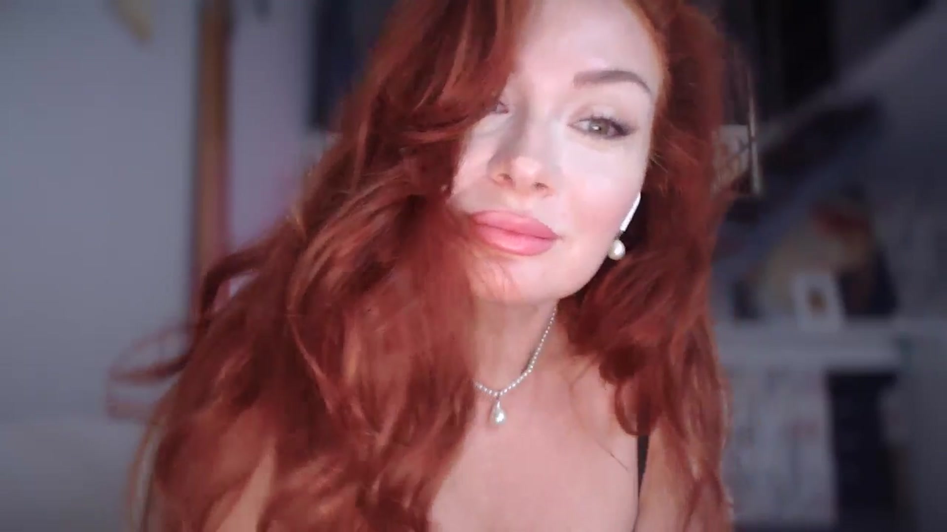 Gallery image thumbnail from Unhappy_one's myfreecams stream on, 03/14/2025, 15:41 image 4 of 20