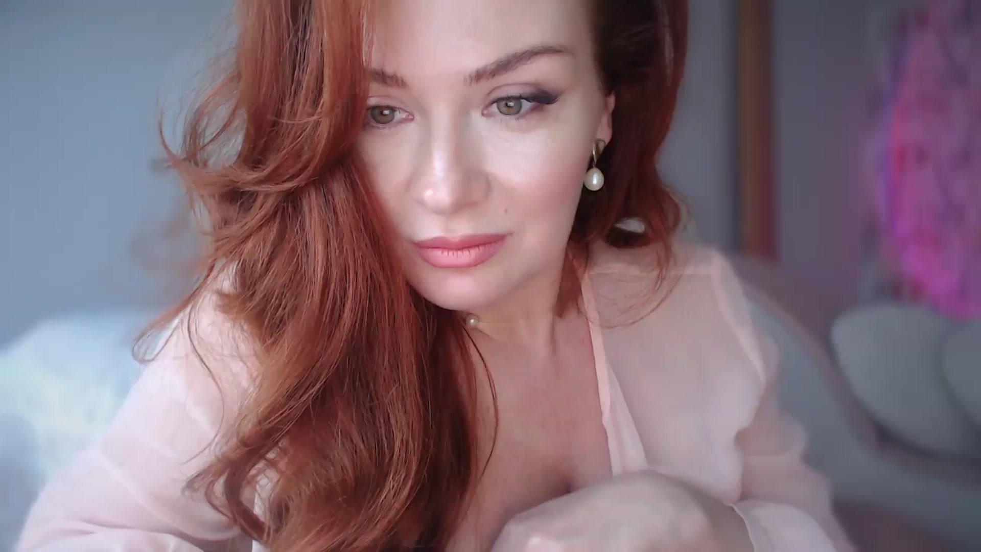 Gallery image thumbnail from Unhappy_one's myfreecams stream on, 03/28/2025, 15:41 image 11 of 20