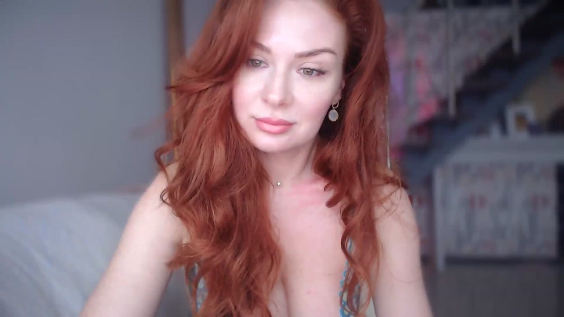 Gallery image thumbnail from Unhappy_one's myfreecams stream on, 03/30/2025, 15:20 image 15 of 20