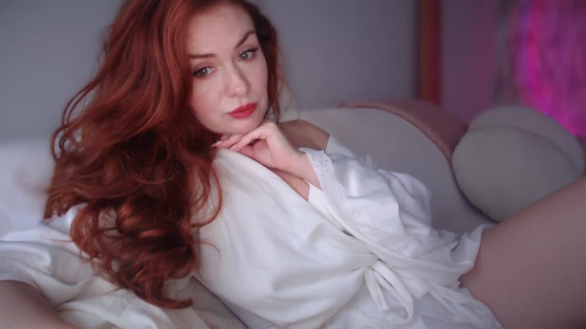 Gallery image thumbnail from Unhappy_one's myfreecams stream on, 04/01/2025, 16:18 image 17 of 20