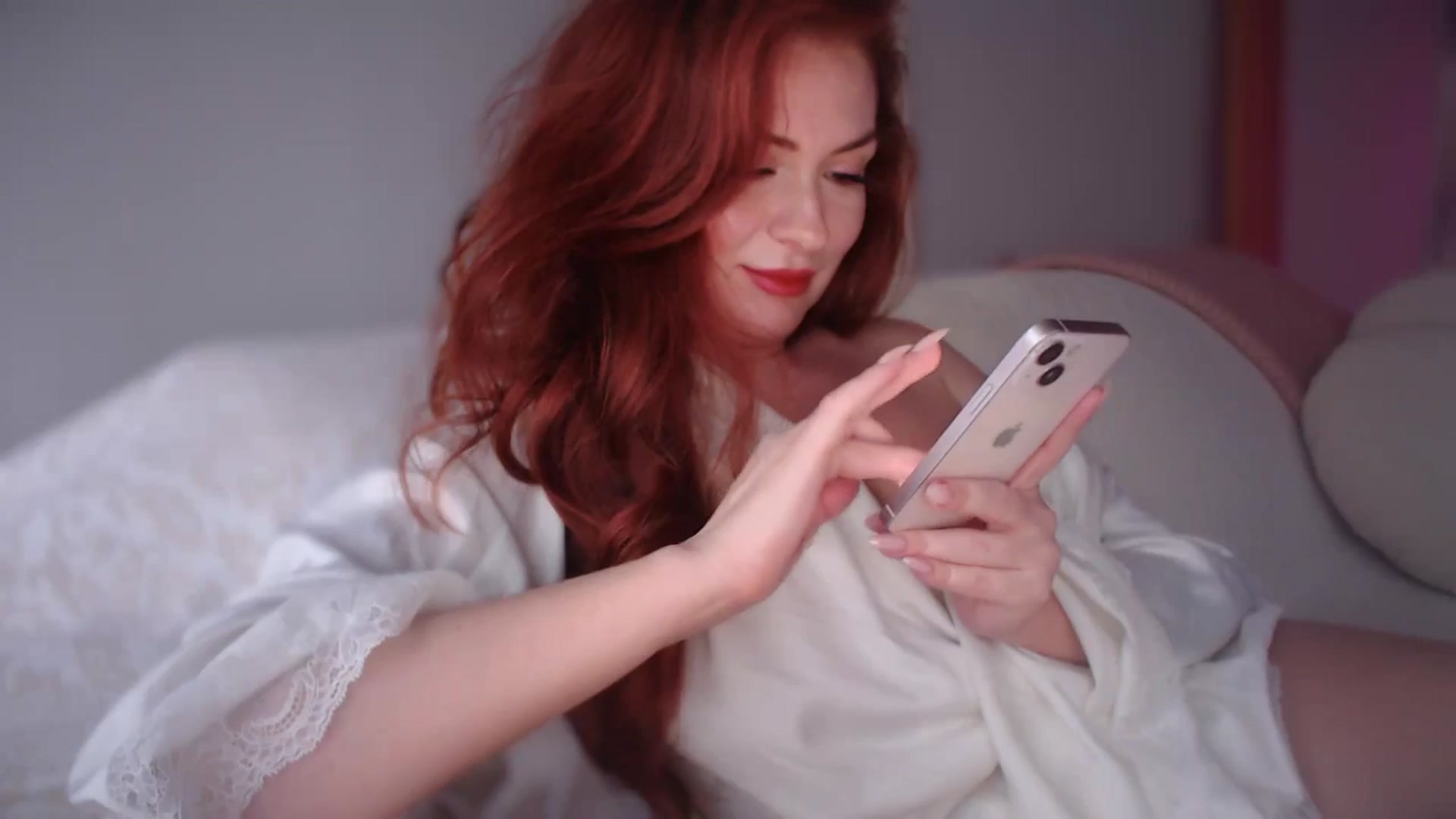 Gallery image thumbnail from Unhappy_one's myfreecams stream on, 04/01/2025, 16:18 image 18 of 20