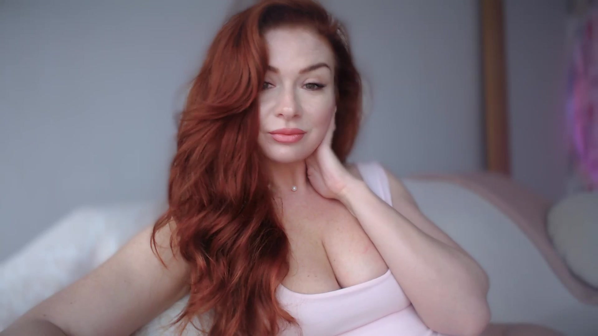 Gallery image thumbnail from Unhappy_one's myfreecams stream on, 04/04/2025, 14:36 image 4 of 20