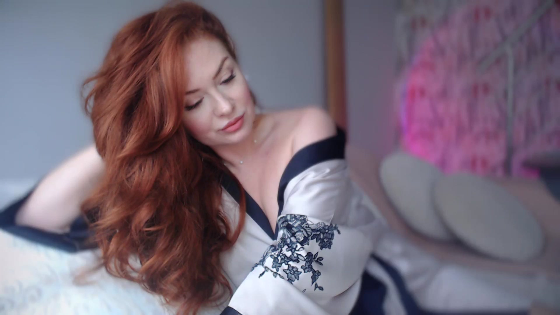 Gallery image thumbnail from Unhappy_one's myfreecams stream on, 04/07/2025, 14:52 image 4 of 20