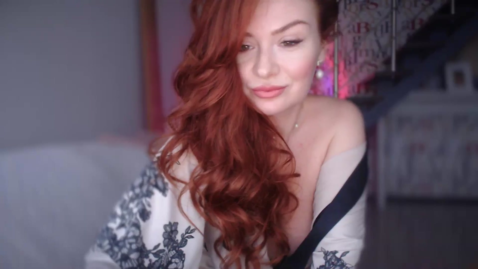 Gallery image thumbnail from Unhappy_one's myfreecams stream on, 04/07/2025, 16:26 image 12 of 20