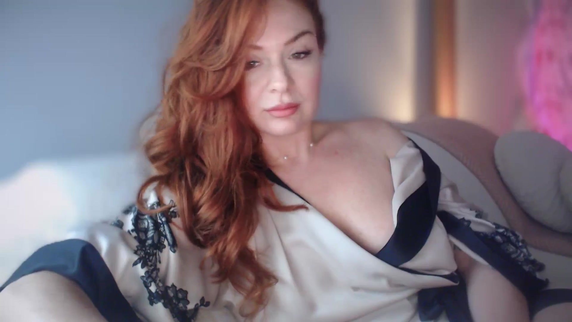 Gallery image thumbnail from Unhappy_one's myfreecams stream on, 04/07/2025, 16:26 image 17 of 20