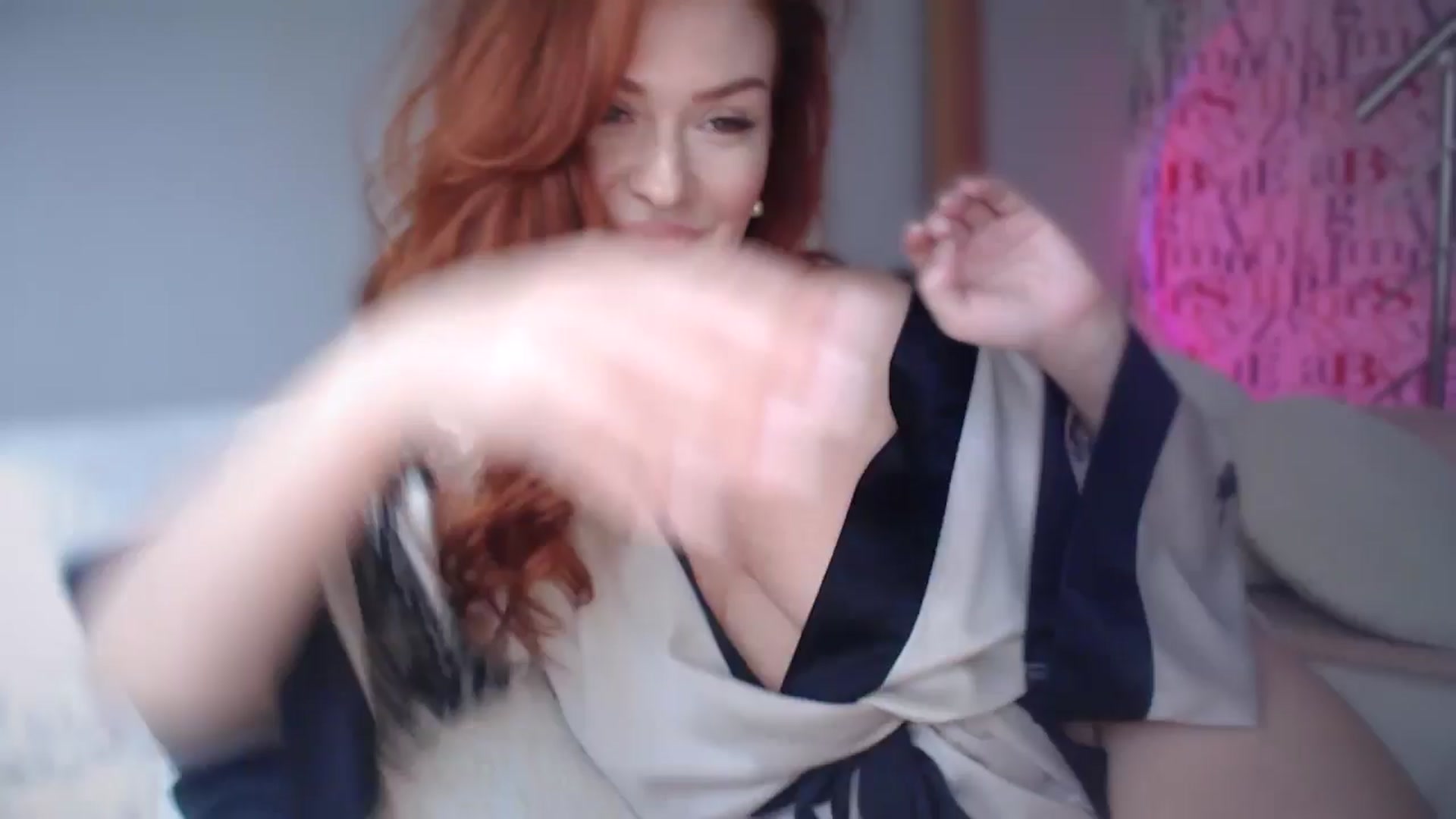 Gallery image thumbnail from Unhappy_one's myfreecams stream on, 04/07/2025, 16:26 image 1 of 20