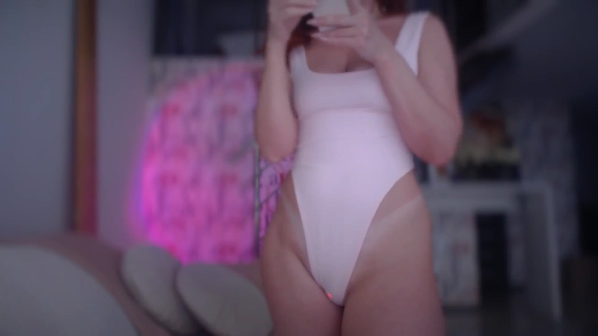 Gallery image thumbnail from Unhappy_one's myfreecams stream on, 04/13/2025, 15:49 image 20 of 20