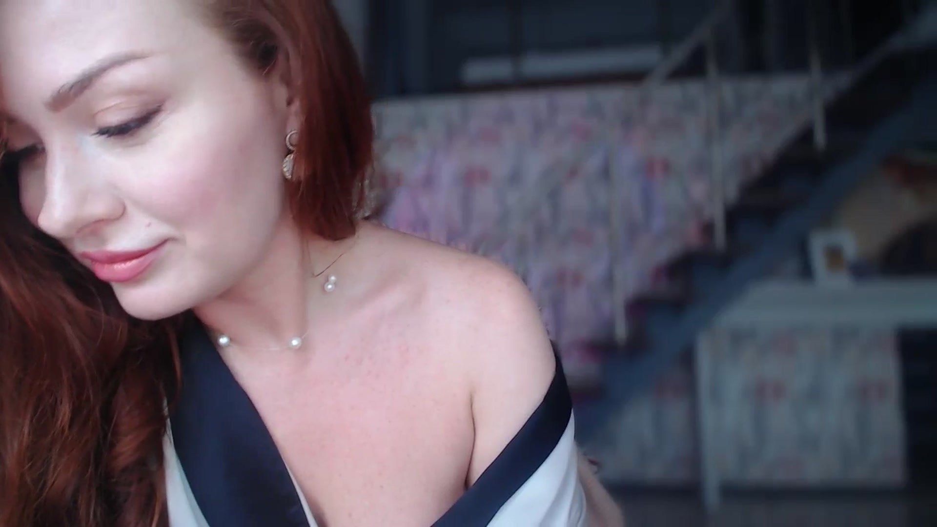 Gallery image thumbnail from Unhappy_one's myfreecams stream on, 04/15/2025, 14:12 image 19 of 20
