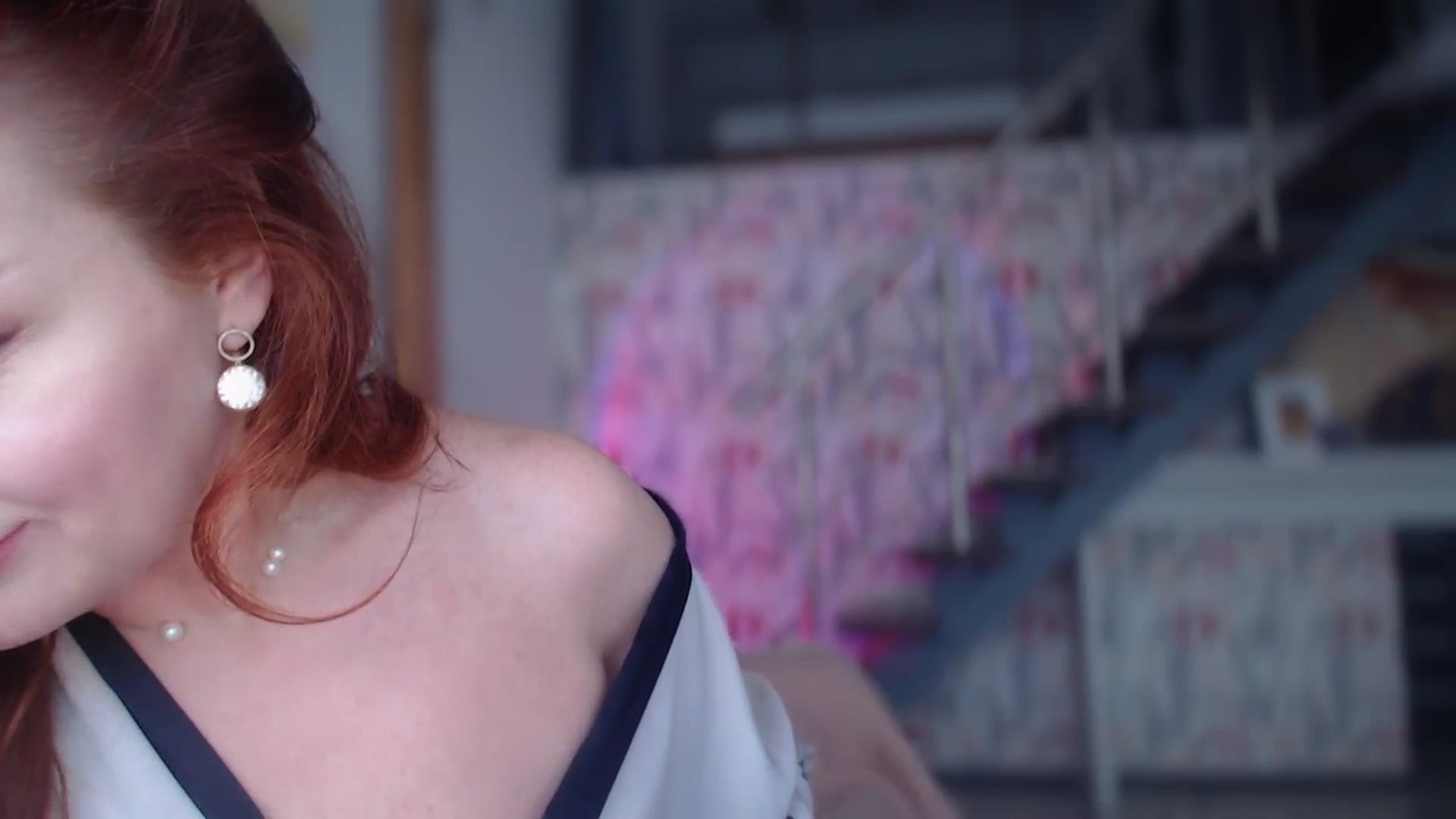 Gallery image thumbnail from Unhappy_one's myfreecams stream on, 04/15/2025, 15:09 image 15 of 20