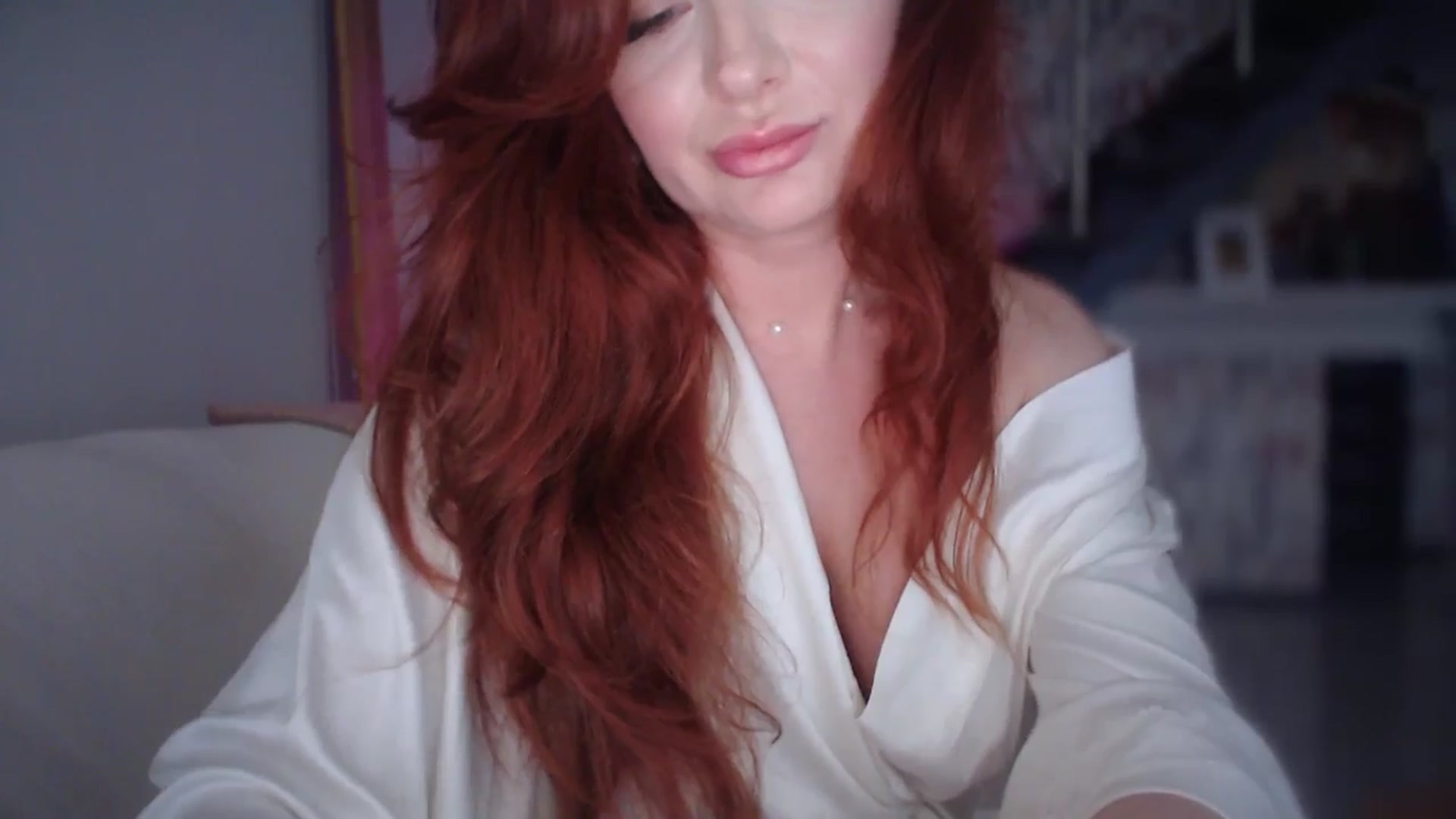 Gallery image thumbnail from Unhappy_one's myfreecams stream on, 04/25/2025, 16:04 image 19 of 20