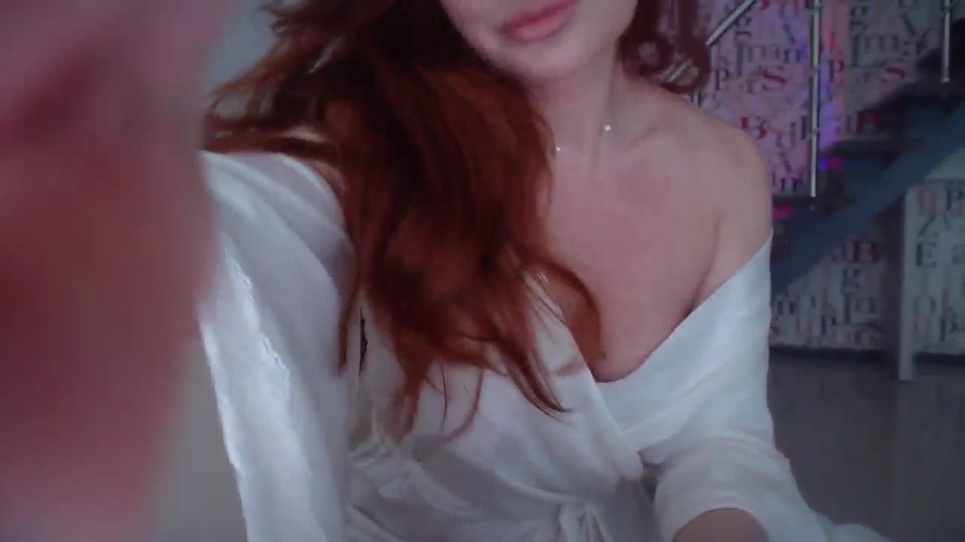 Gallery image thumbnail from Unhappy_one's myfreecams stream on, 04/25/2025, 16:04 image 9 of 20