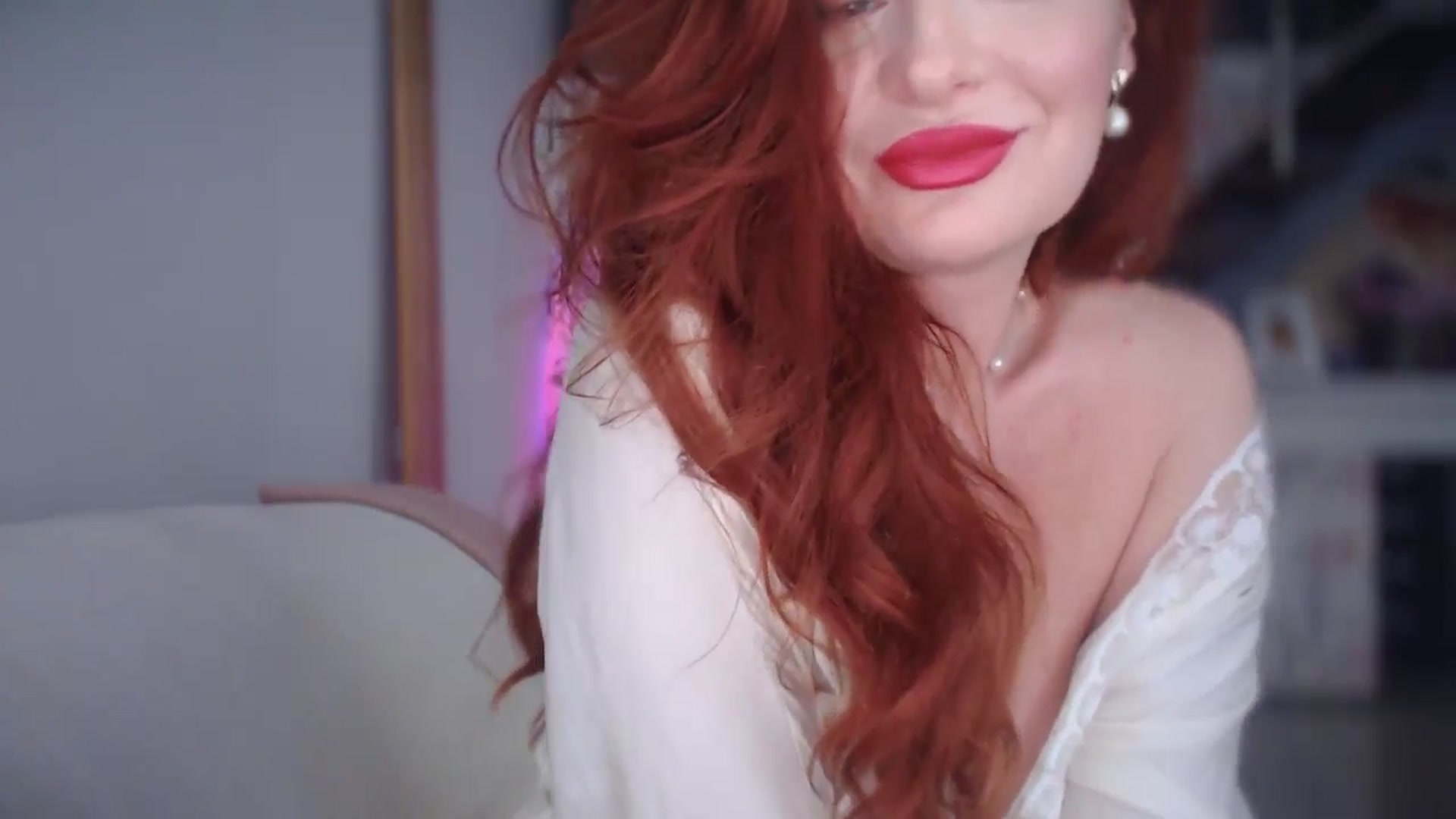 Gallery image thumbnail from Unhappy_one's myfreecams stream on, 04/28/2025, 16:33 image 14 of 20
