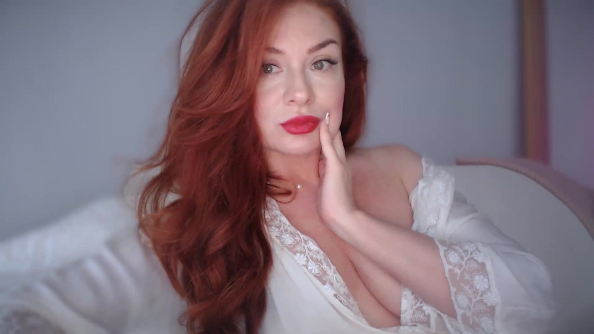 Gallery image thumbnail from Unhappy_one's myfreecams stream on, 04/28/2025, 16:33 image 15 of 20