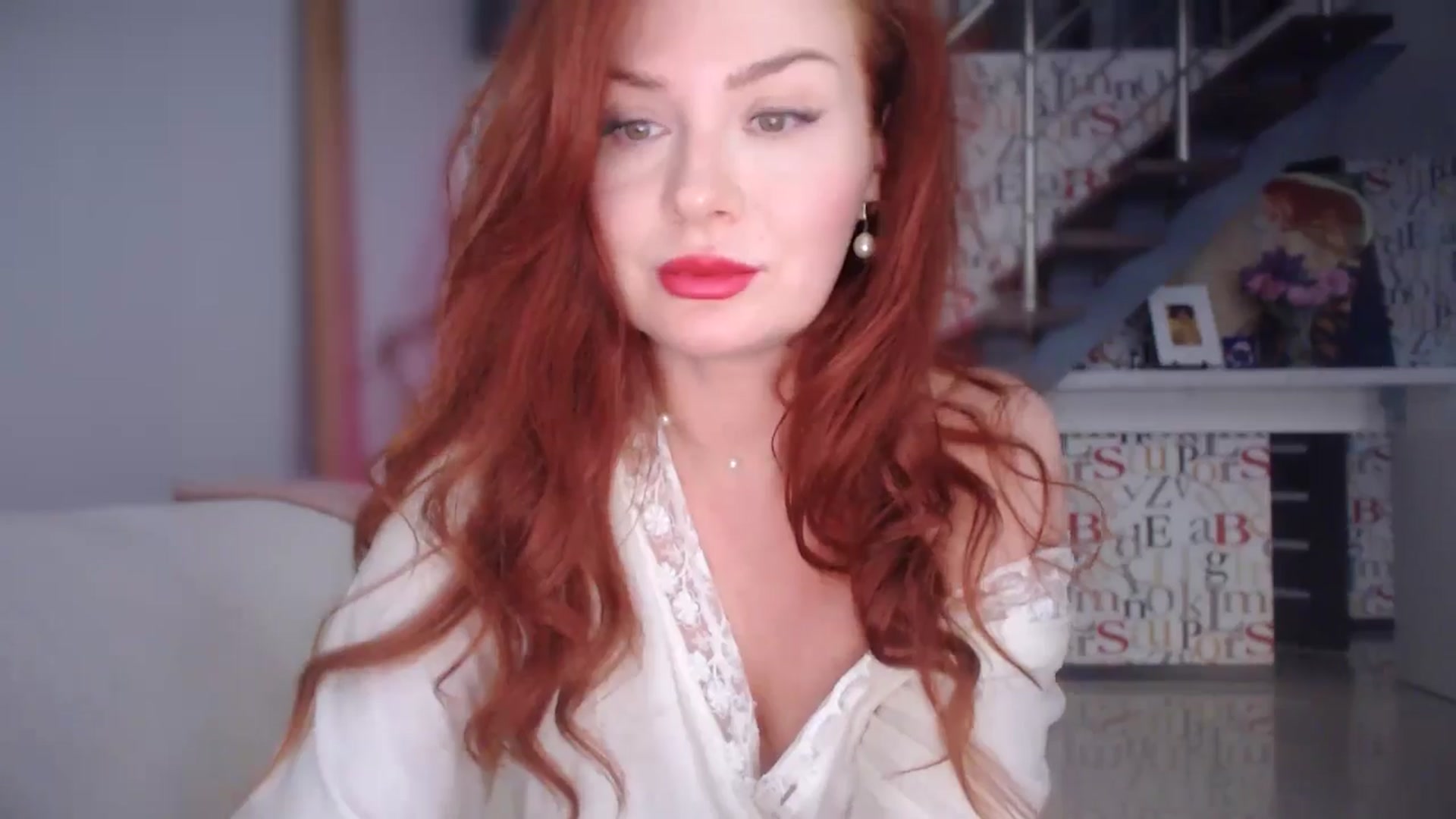 Gallery image thumbnail from Unhappy_one's myfreecams stream on, 04/28/2025, 16:33 image 18 of 20