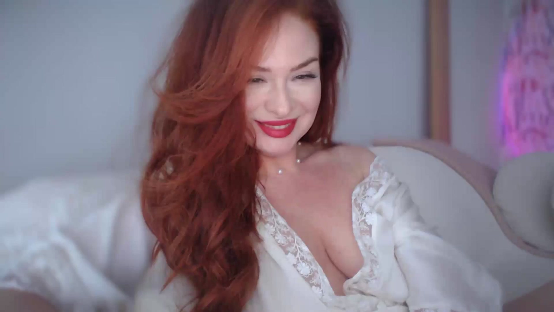 Gallery image thumbnail from Unhappy_one's myfreecams stream on, 04/28/2025, 16:33 image 12 of 20