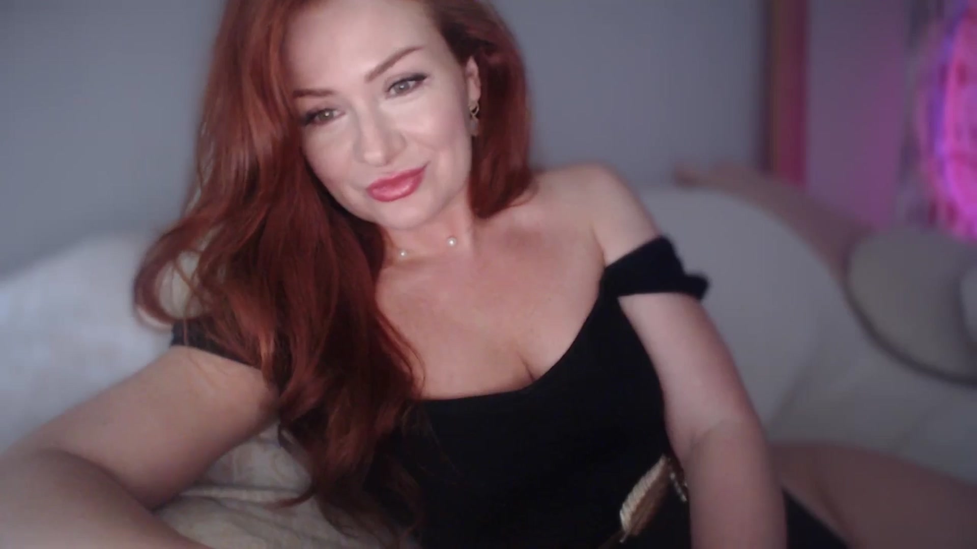 Gallery image thumbnail from Unhappy_one's myfreecams stream on, 05/06/2025, 16:02 image 20 of 20