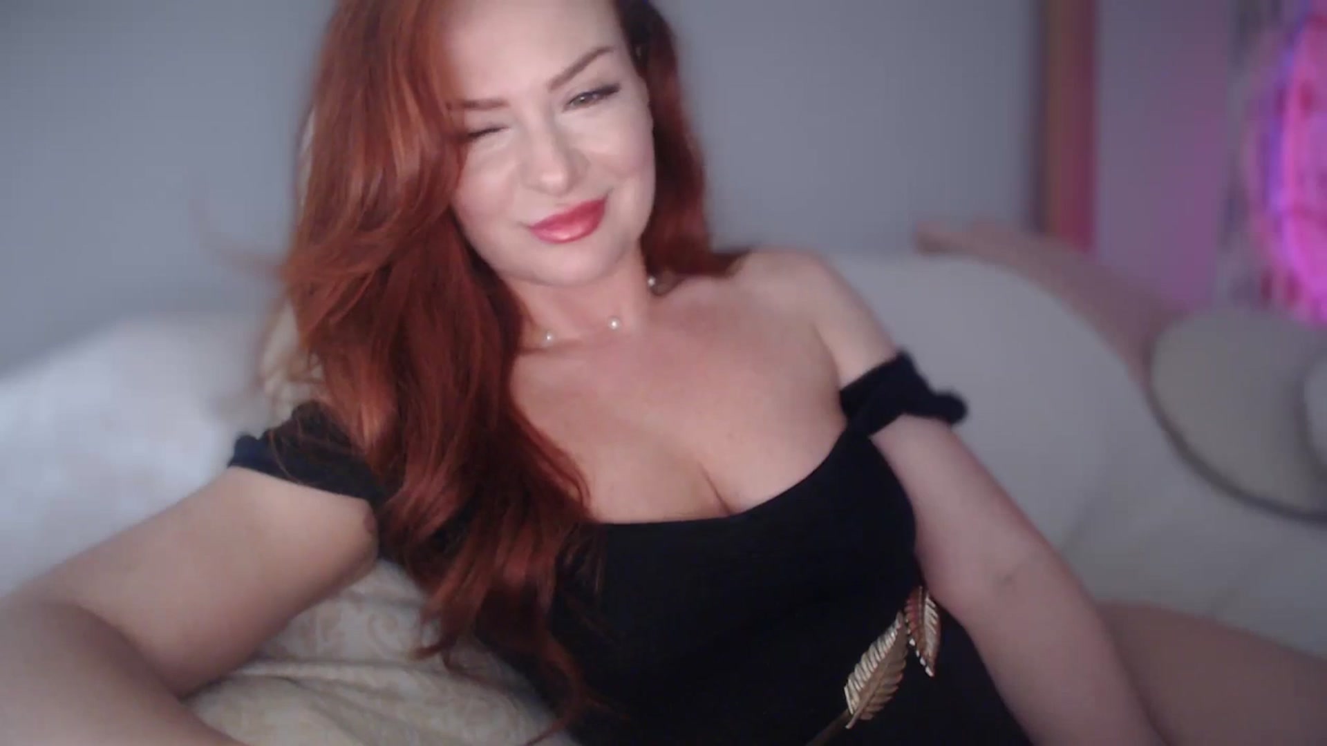 Gallery image thumbnail from Unhappy_one's myfreecams stream on, 05/06/2025, 16:02 image 18 of 20