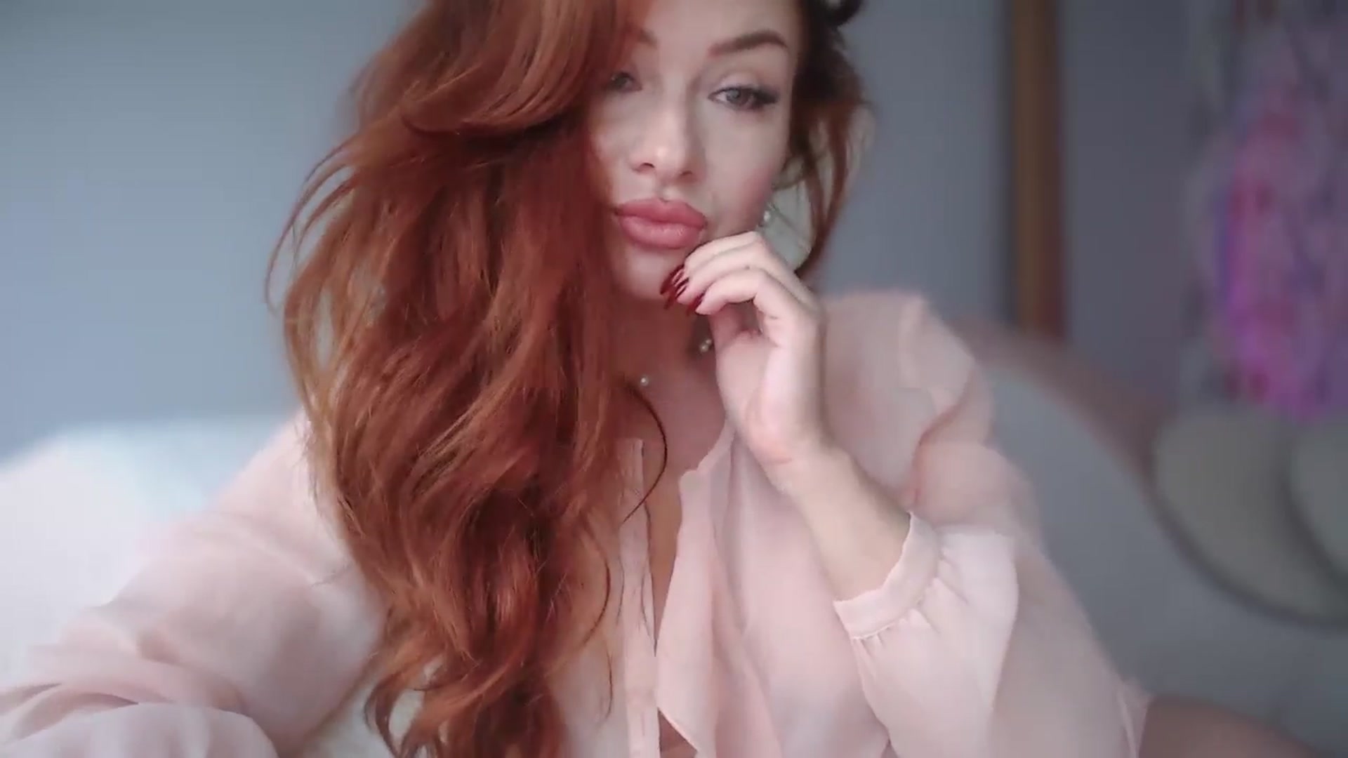 Gallery image thumbnail from Unhappy_one's myfreecams stream on, 05/07/2025, 12:39 image 10 of 20