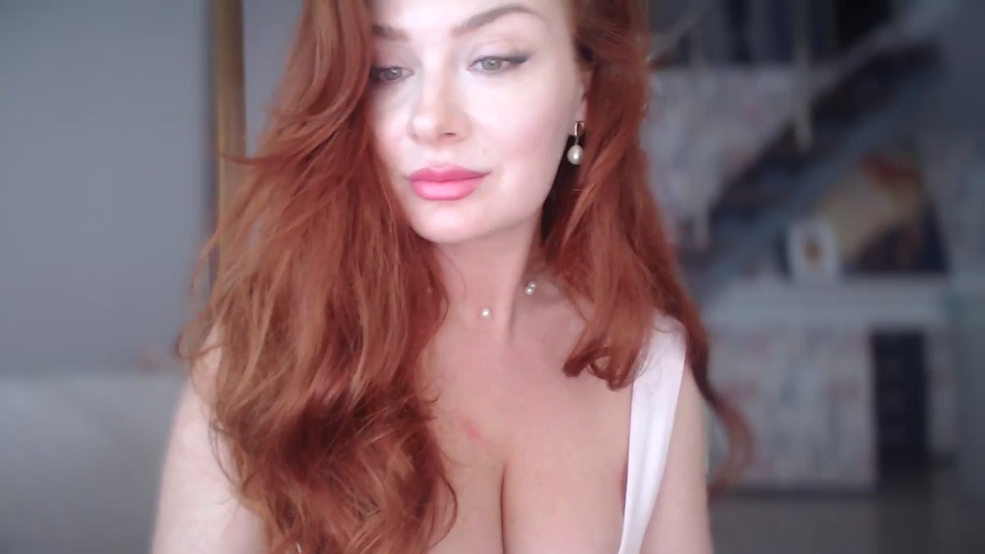 Gallery image thumbnail from Unhappy_one's myfreecams stream on, 05/07/2025, 14:50 image 18 of 20