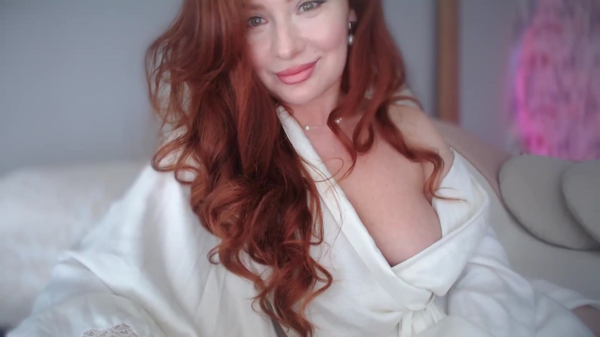 Gallery image thumbnail from Unhappy_one's myfreecams stream on, 05/08/2025, 16:08 image 2 of 20