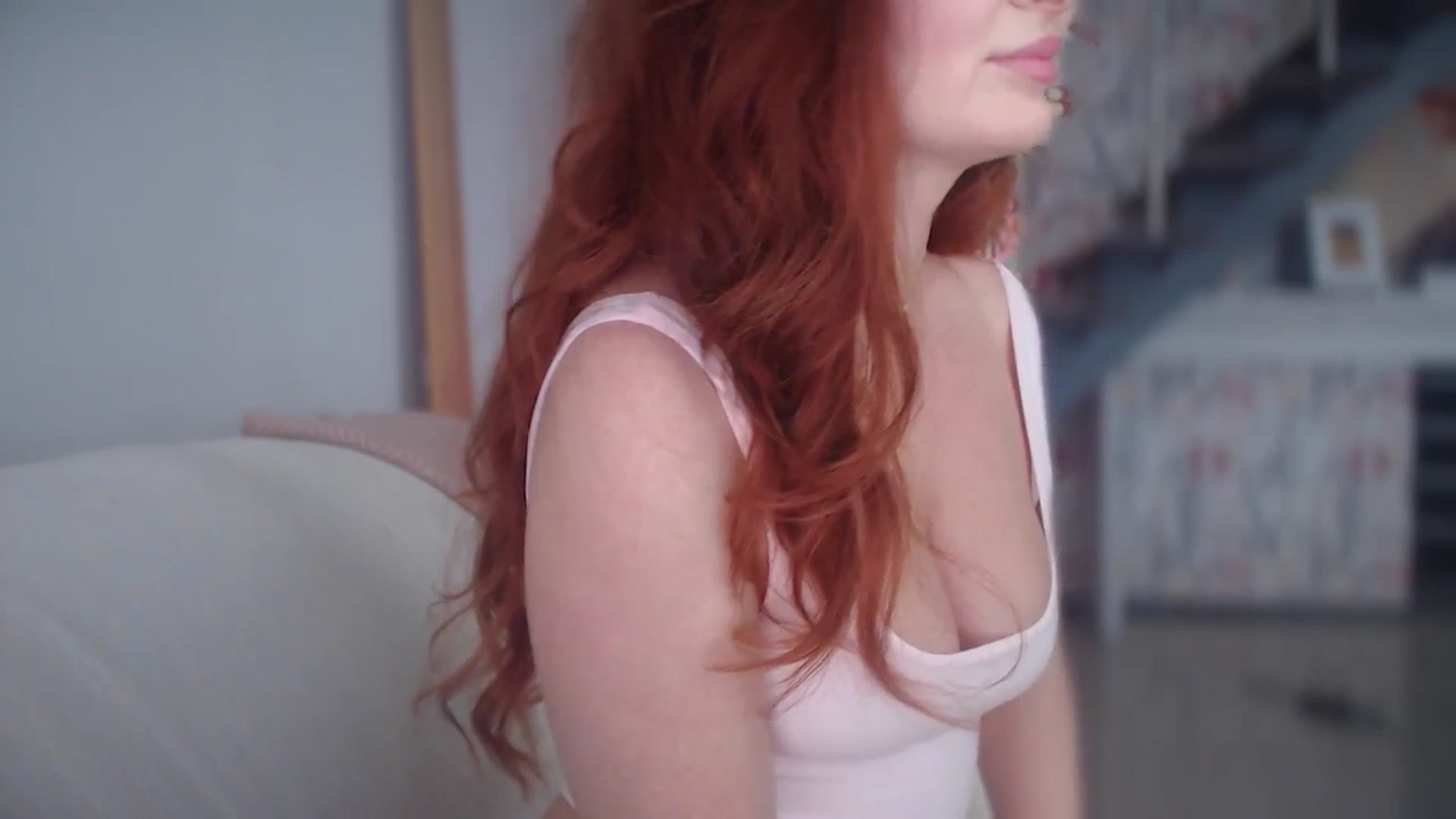 Gallery image thumbnail from Unhappy_one's myfreecams stream on, 05/19/2025, 16:36 image 5 of 20