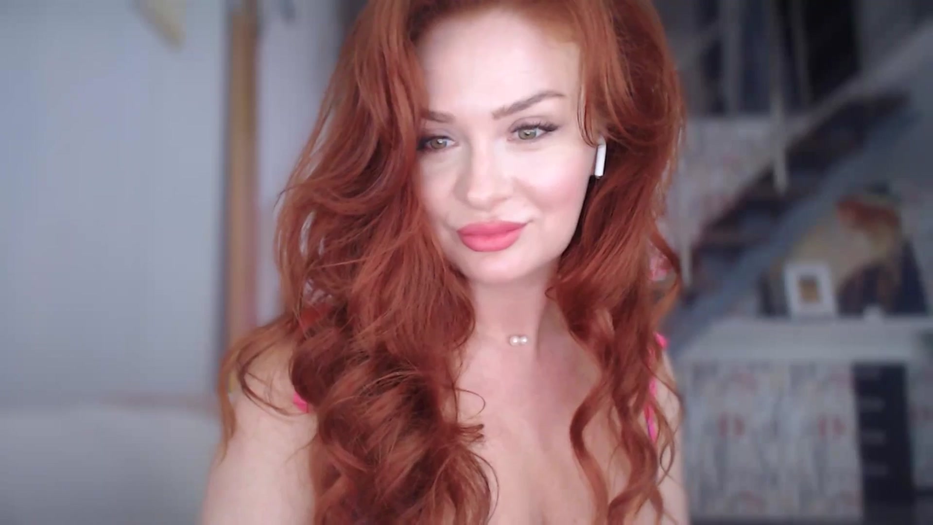 Gallery image thumbnail from Unhappy_one's myfreecams stream on, 06/02/2025, 15:10 image 11 of 20