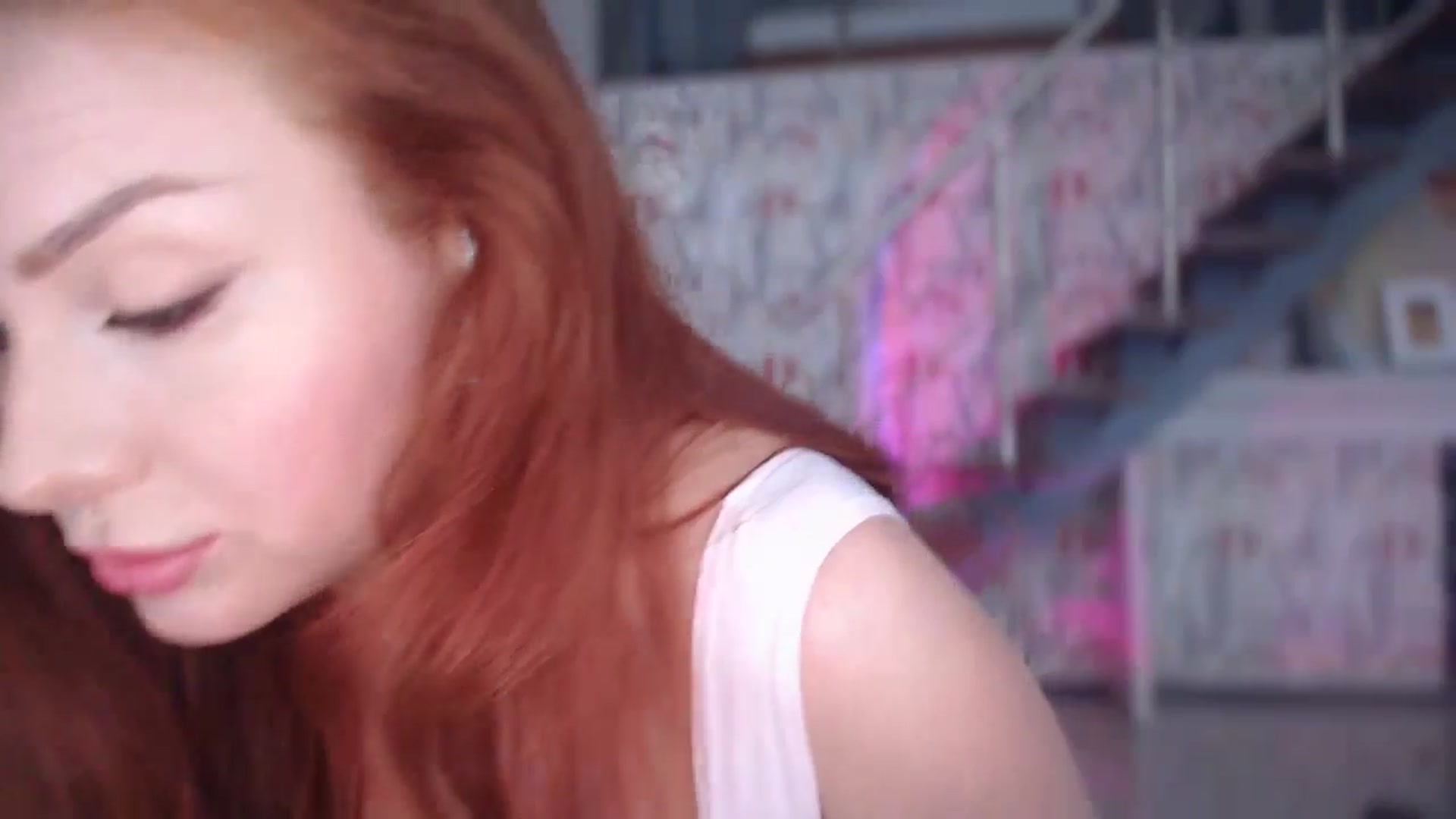 Gallery image thumbnail from Unhappy_one's myfreecams stream on, 06/13/2025, 14:36 image 8 of 20