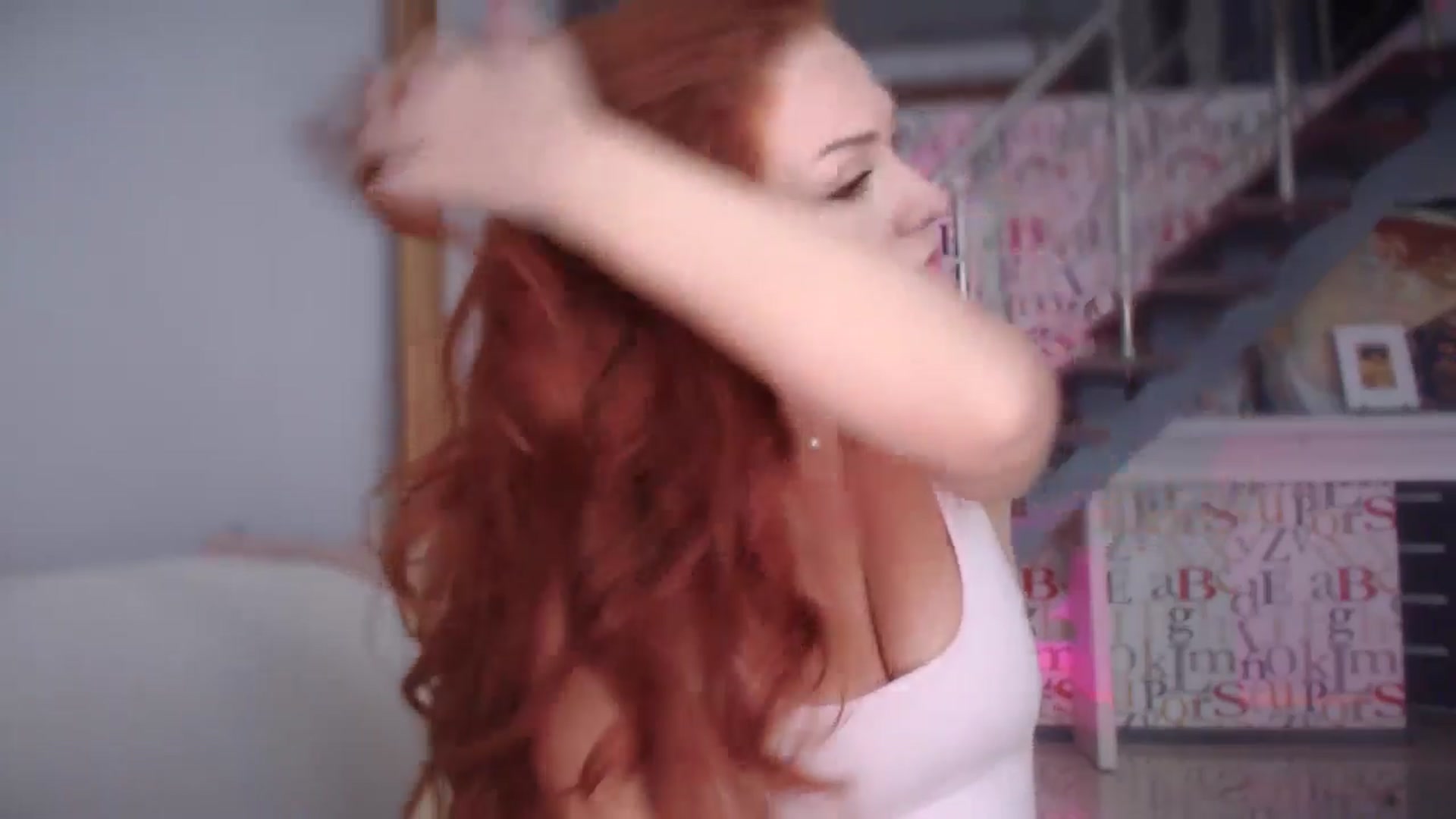 Gallery image thumbnail from Unhappy_one's myfreecams stream on, 06/13/2025, 14:36 image 17 of 20