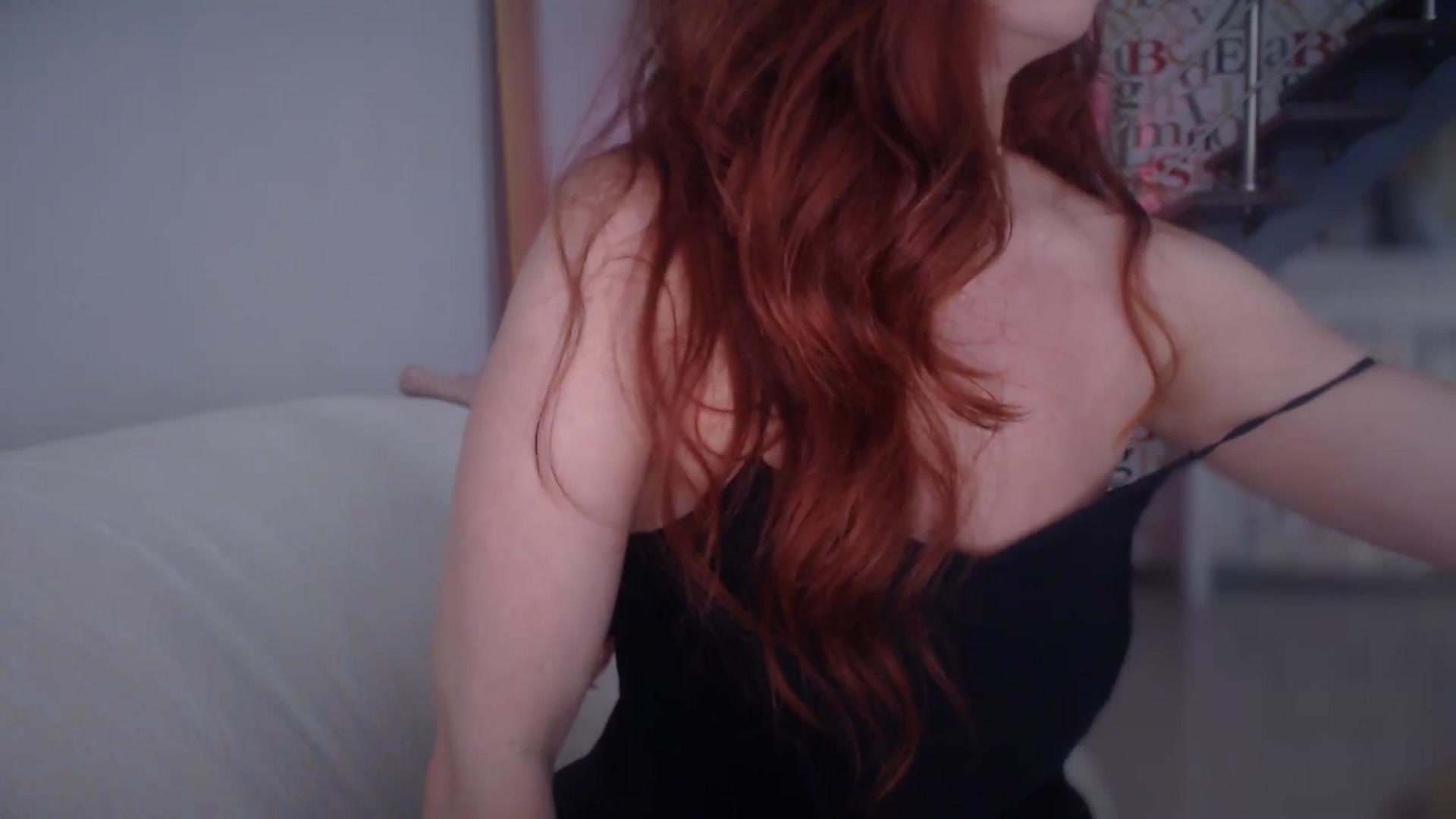 Gallery image thumbnail from Unhappy_one's myfreecams stream on, 06/16/2025, 16:31 image 19 of 20