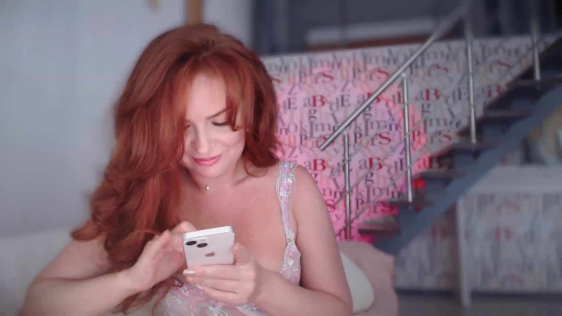 Gallery image thumbnail from Unhappy_one's myfreecams stream on, 06/23/2025, 14:14 image 17 of 20