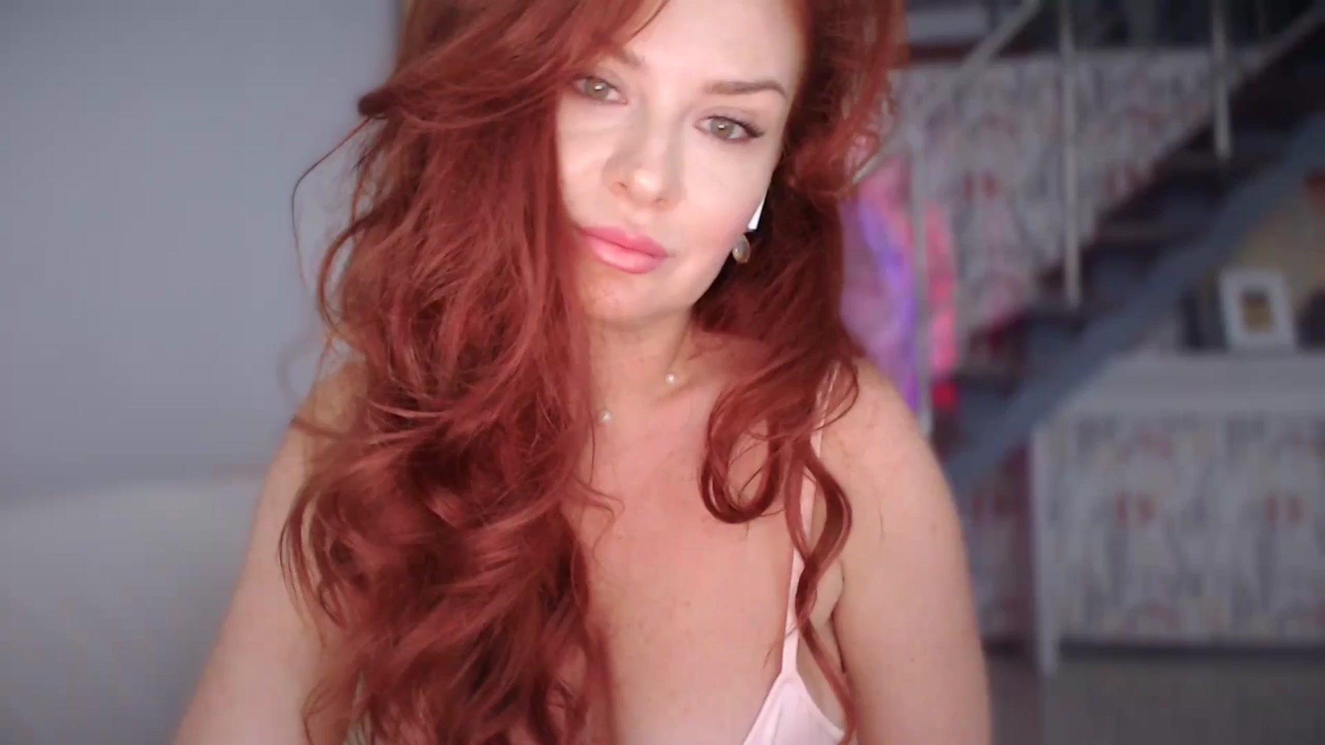 Gallery image thumbnail from Unhappy_one's myfreecams stream on, 07/14/2025, 15:52 image 8 of 20