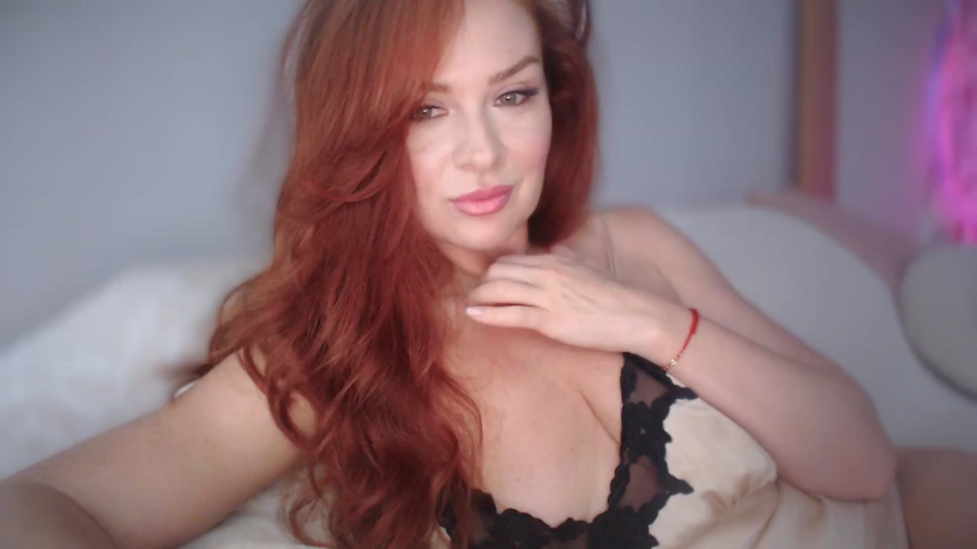 Gallery image thumbnail from Unhappy_one's myfreecams stream on, 07/21/2025, 15:13 image 3 of 20