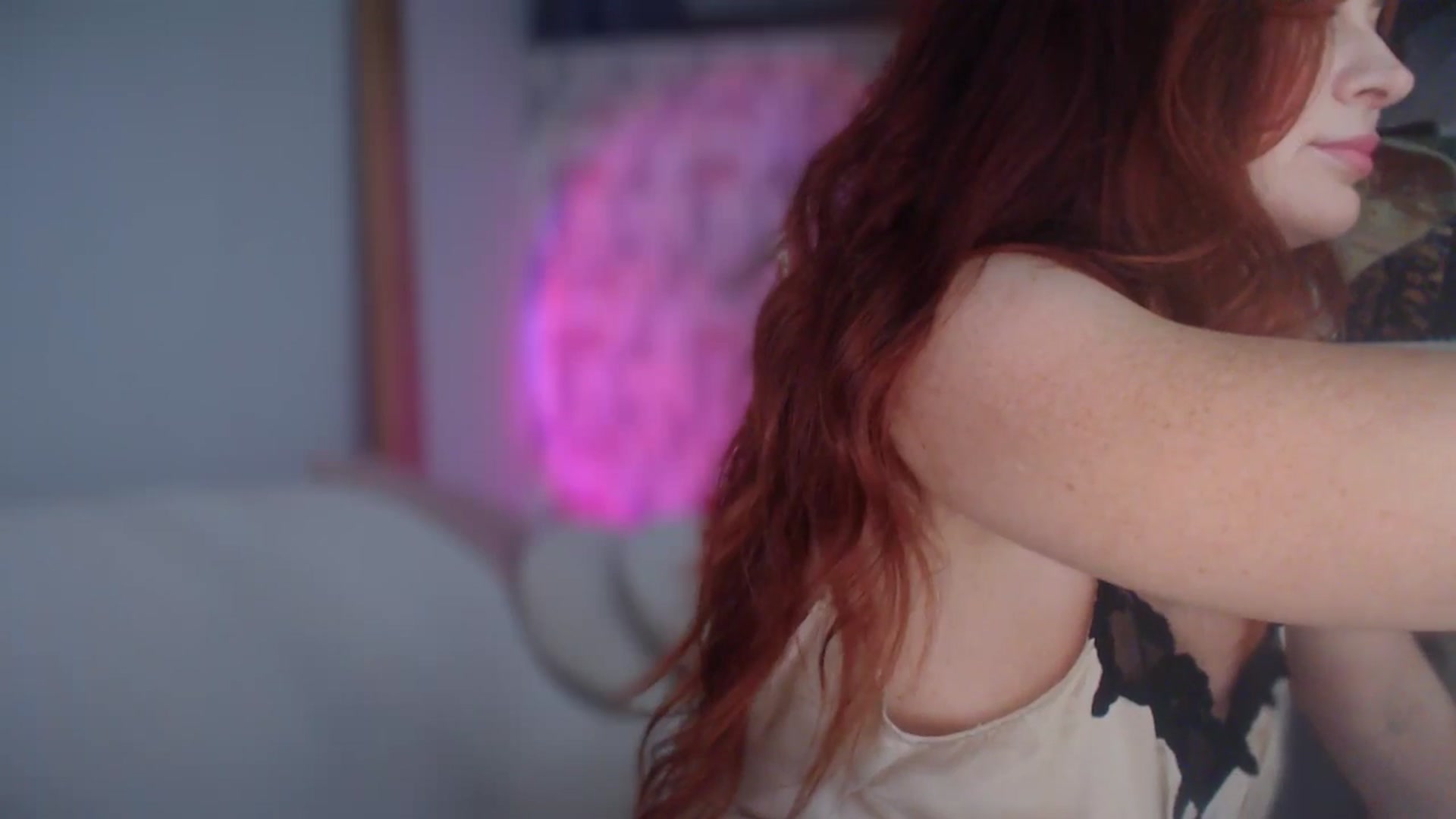 Gallery image thumbnail from Unhappy_one's myfreecams stream on, 07/21/2025, 16:10 image 8 of 20