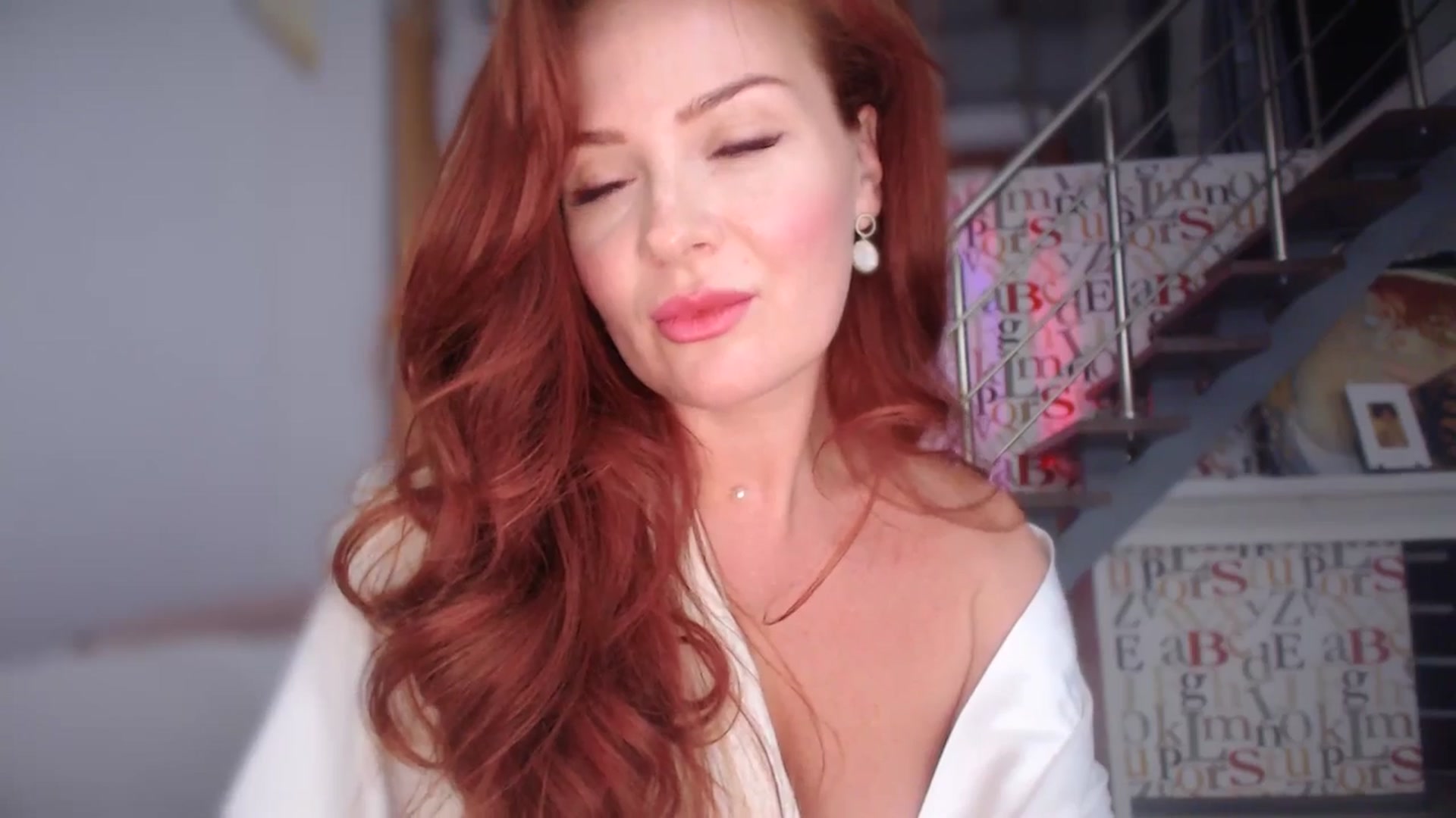 Gallery image thumbnail from Unhappy_one's myfreecams stream on, 08/01/2025, 14:46 image 10 of 20