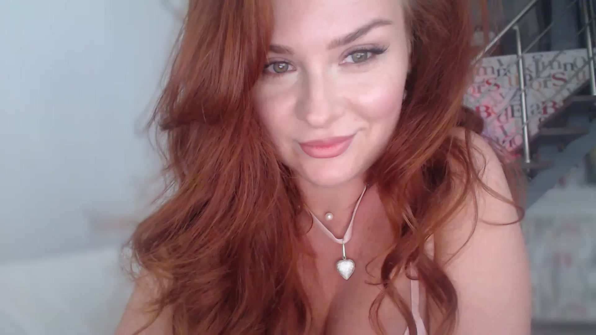Gallery image thumbnail from Unhappy_one's myfreecams stream on, 08/17/2025, 15:04 image 13 of 20